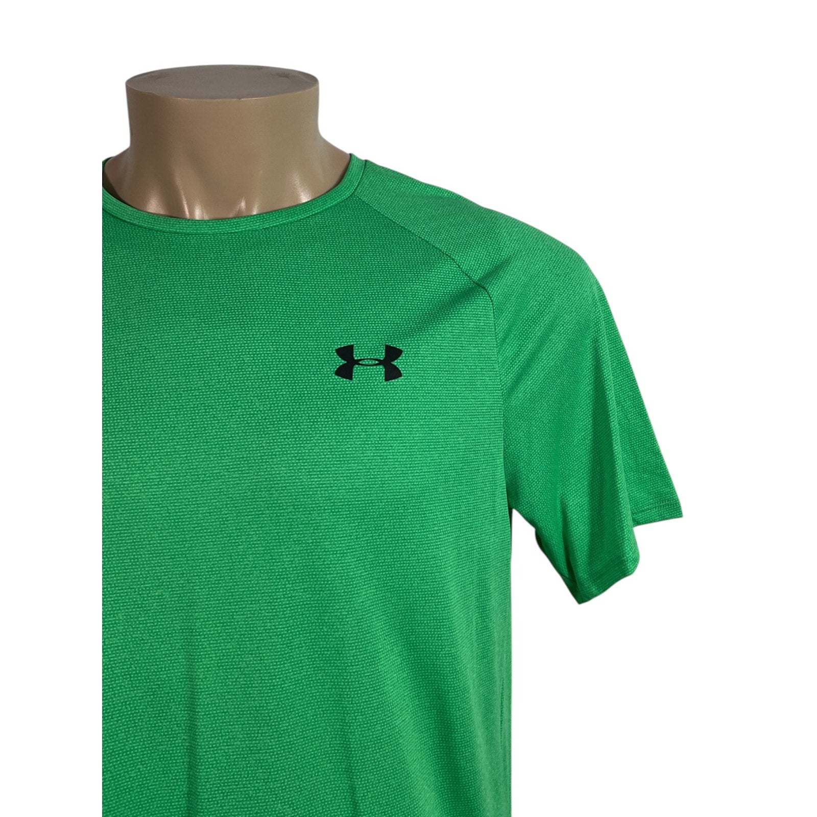 Camisa M (Under Armour)