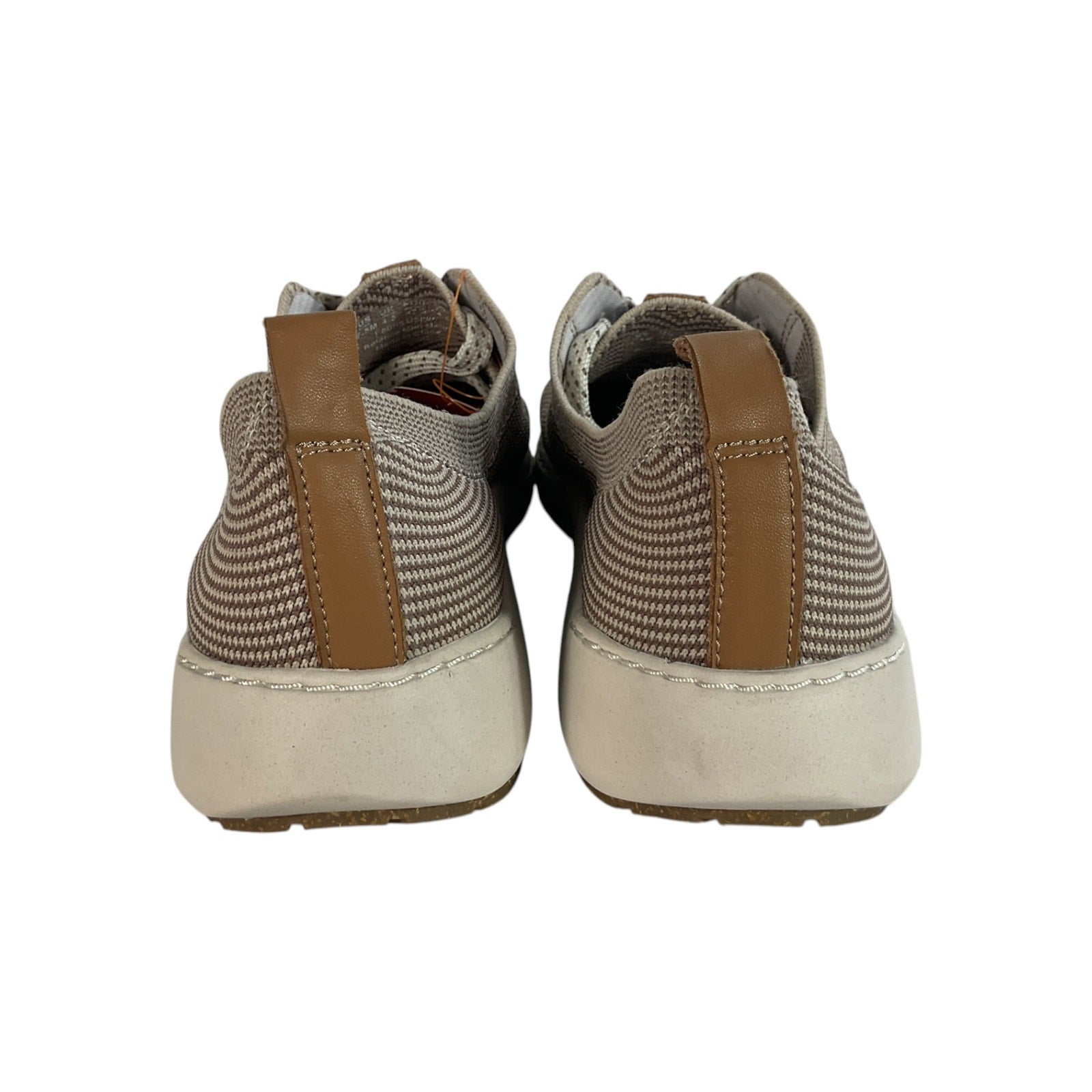 Tenis 7.5