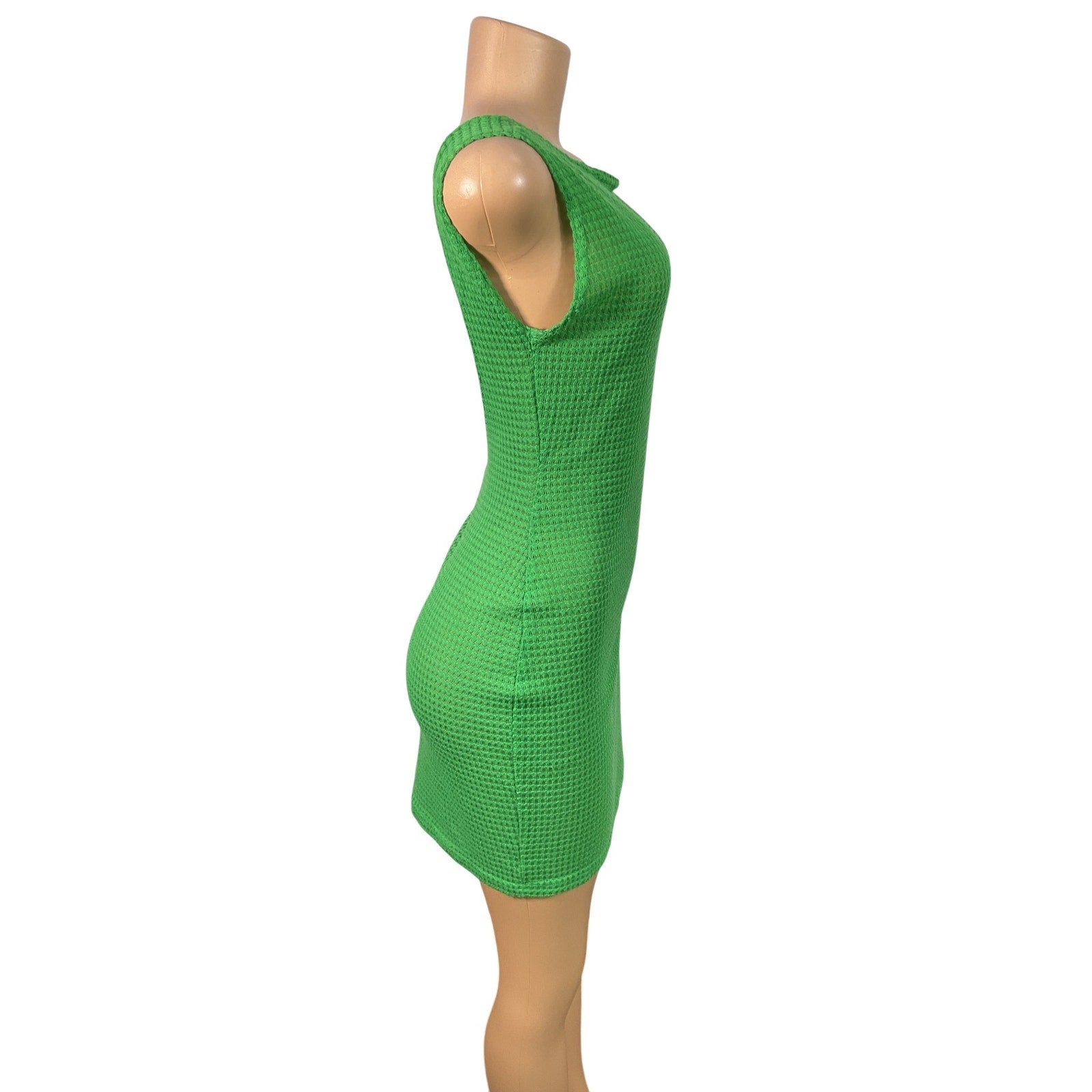 Vestido 10 (PRETTYLITTLETHING)