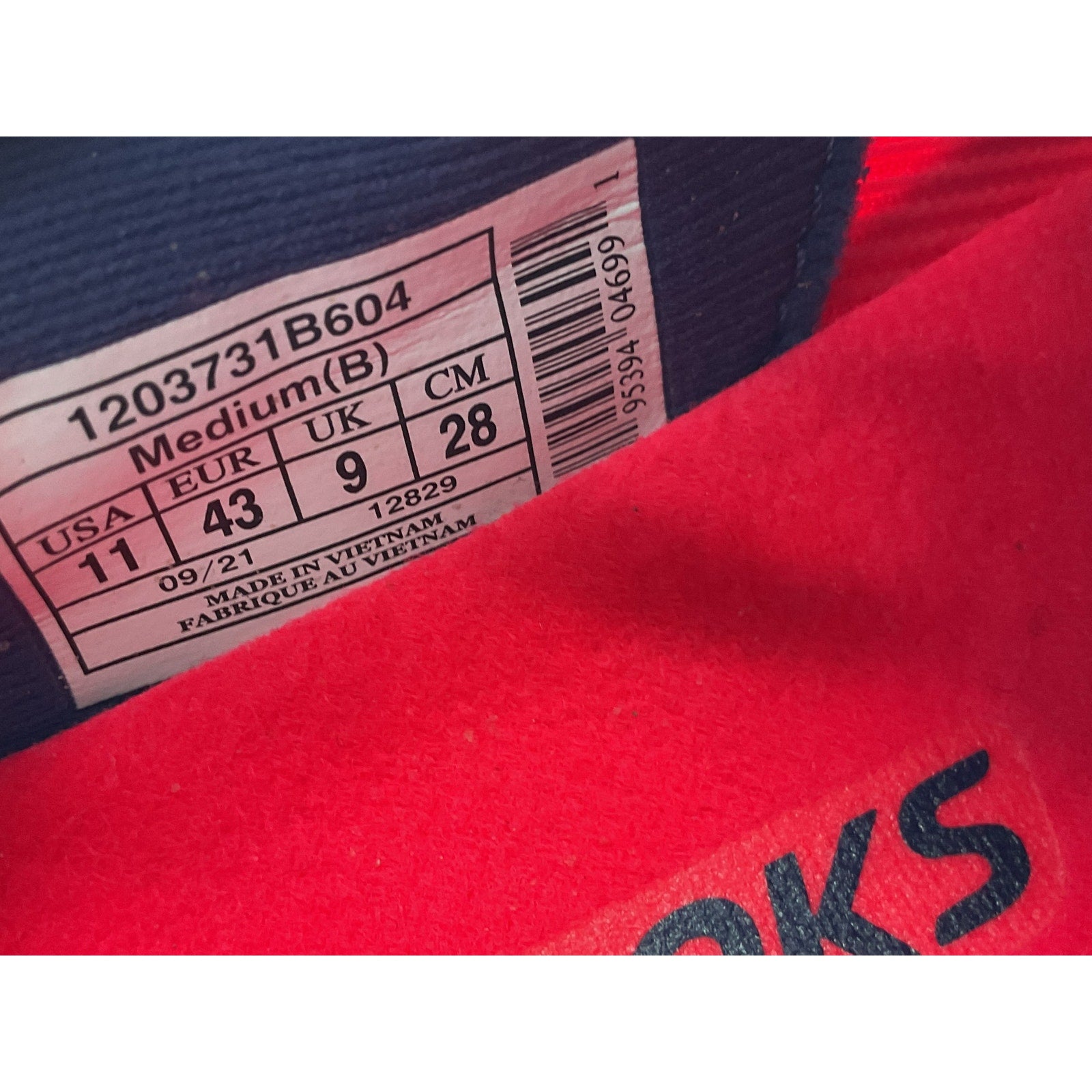 Tenis 11 (Brooks)