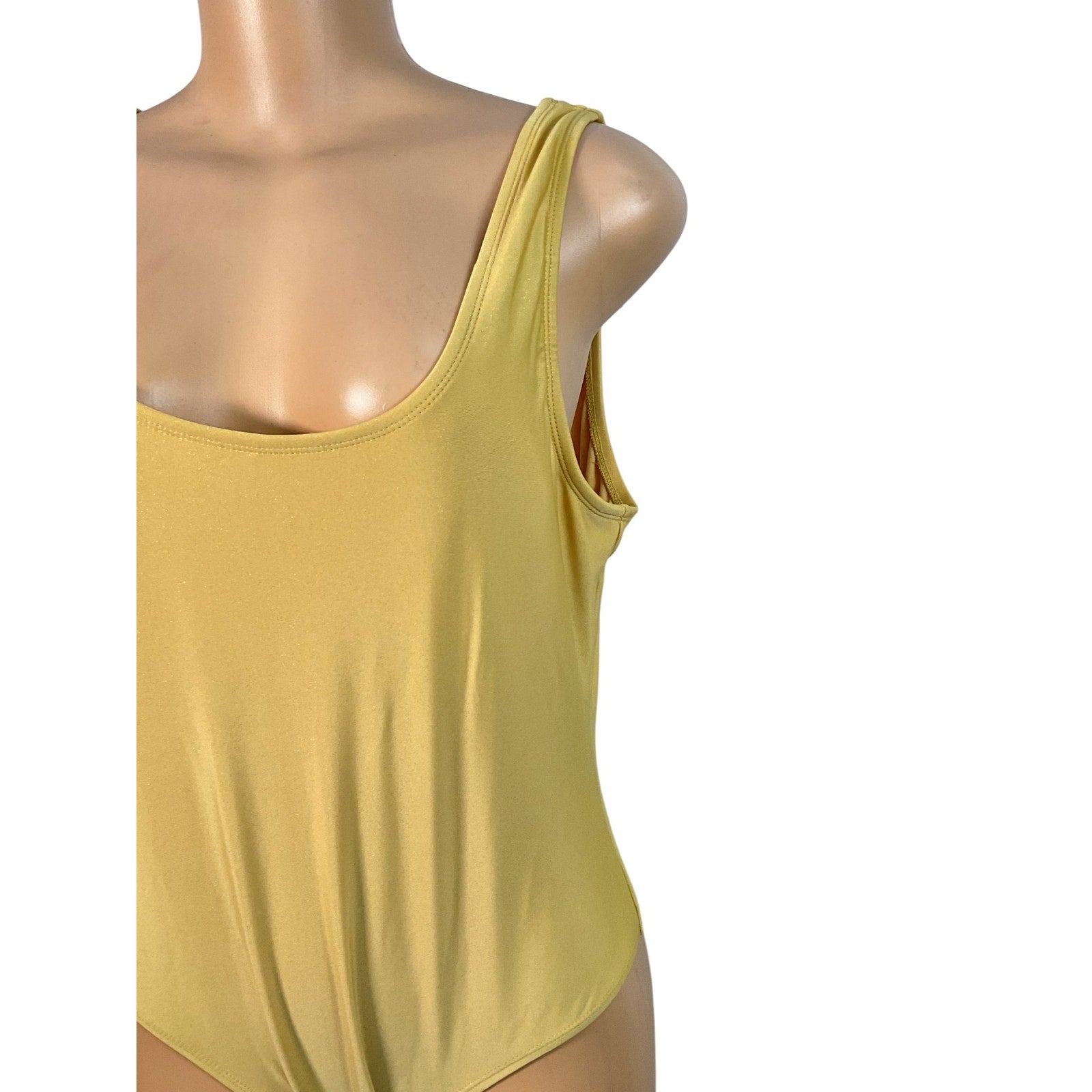 Traje de Baño L (rue21)