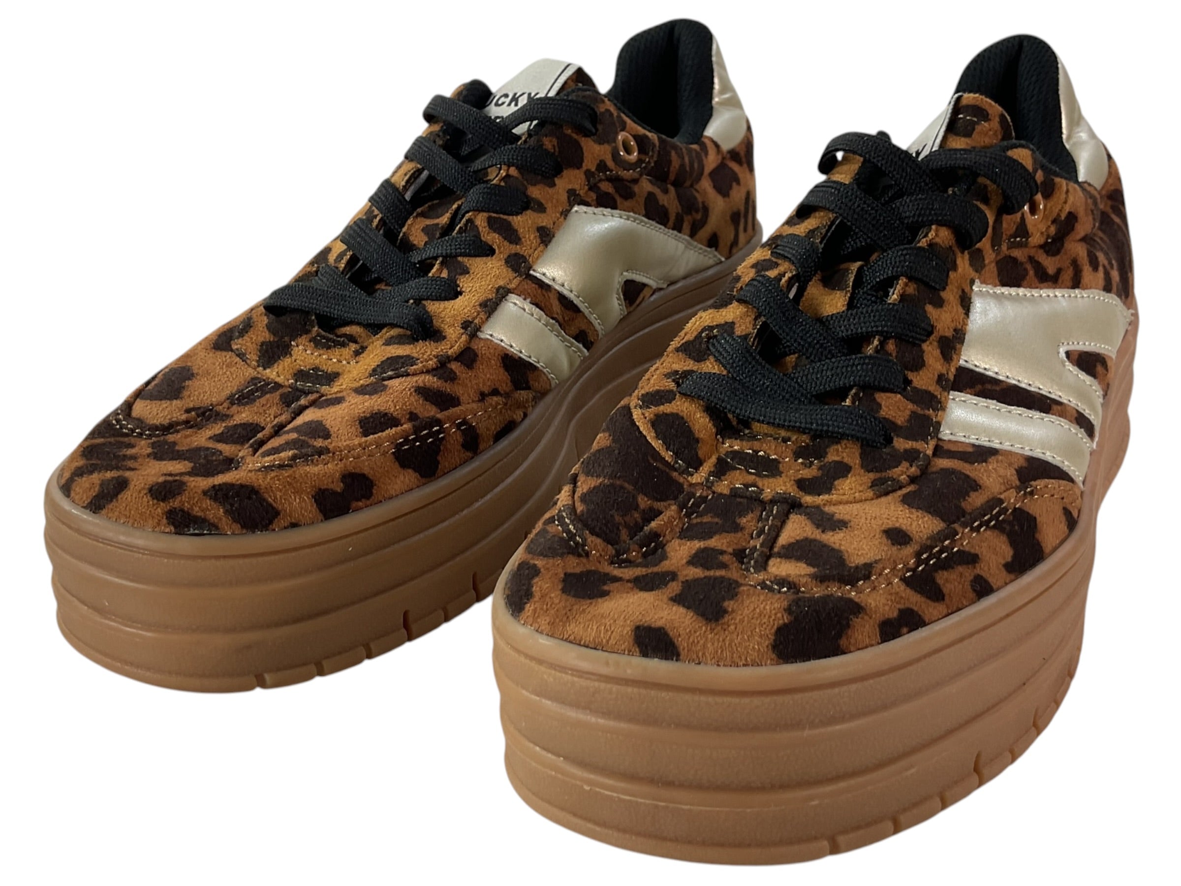 Tenis 8.5