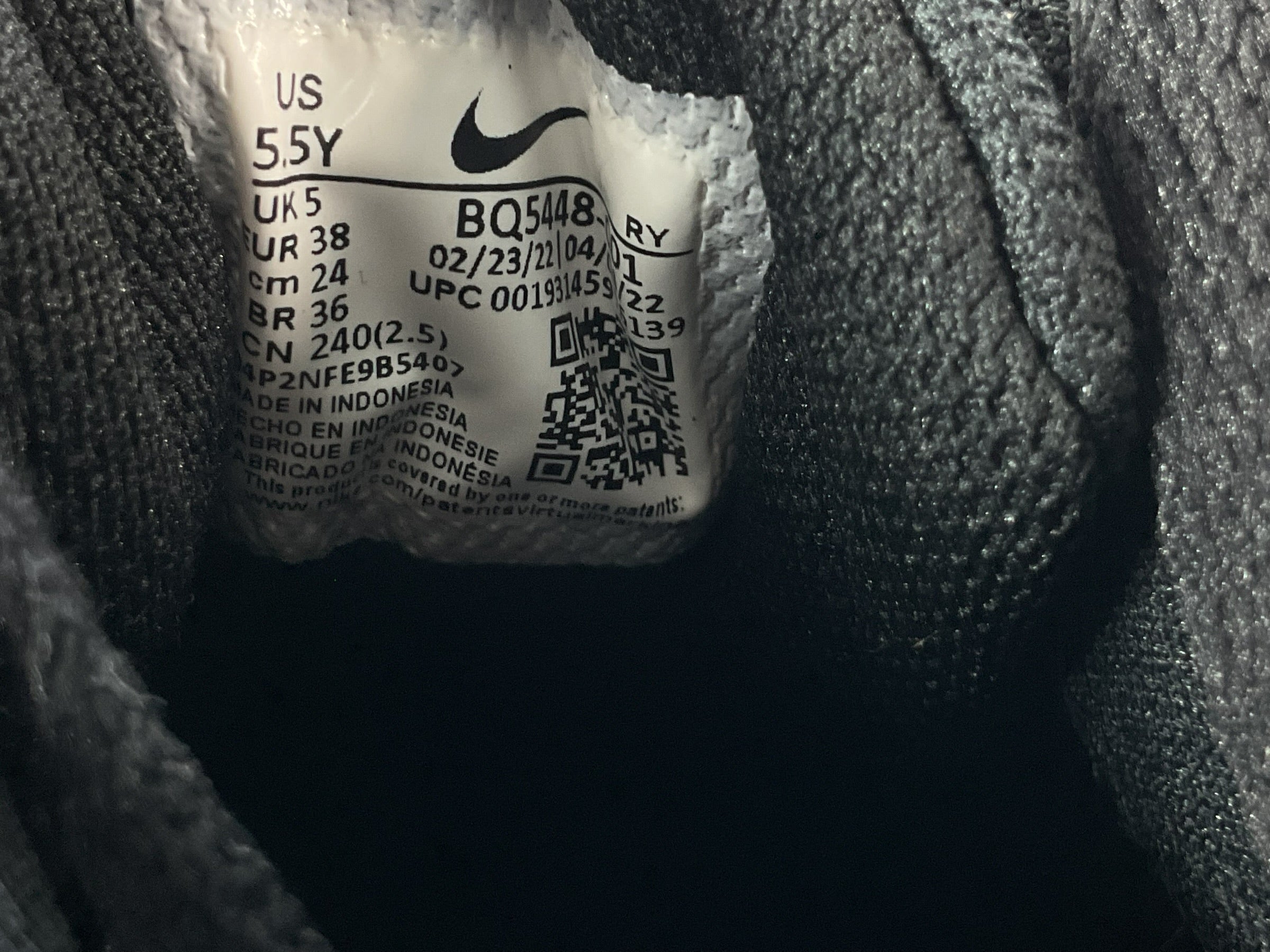 Tenis 5.5Y (Nike)