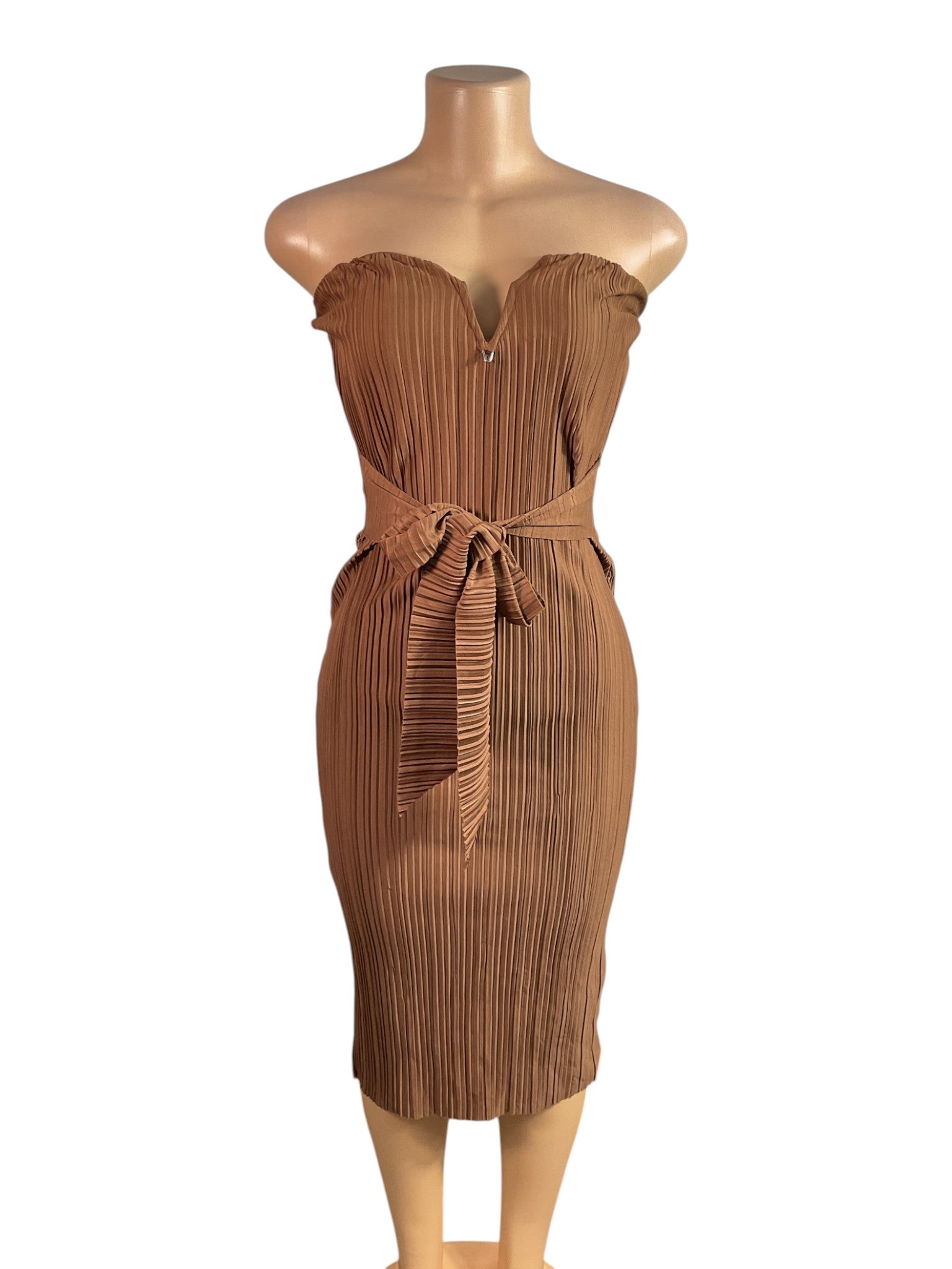 Vestido 6 (PRETTYLITTLETHING)