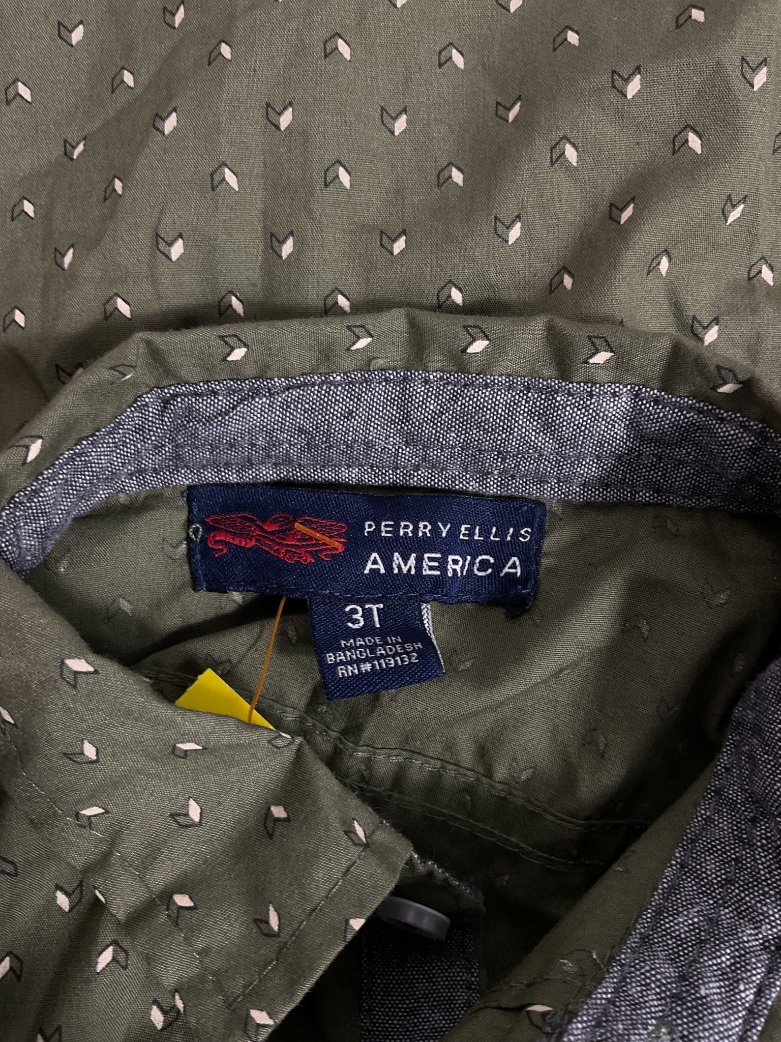 Camisa niño 3T (Perry Ellis)
