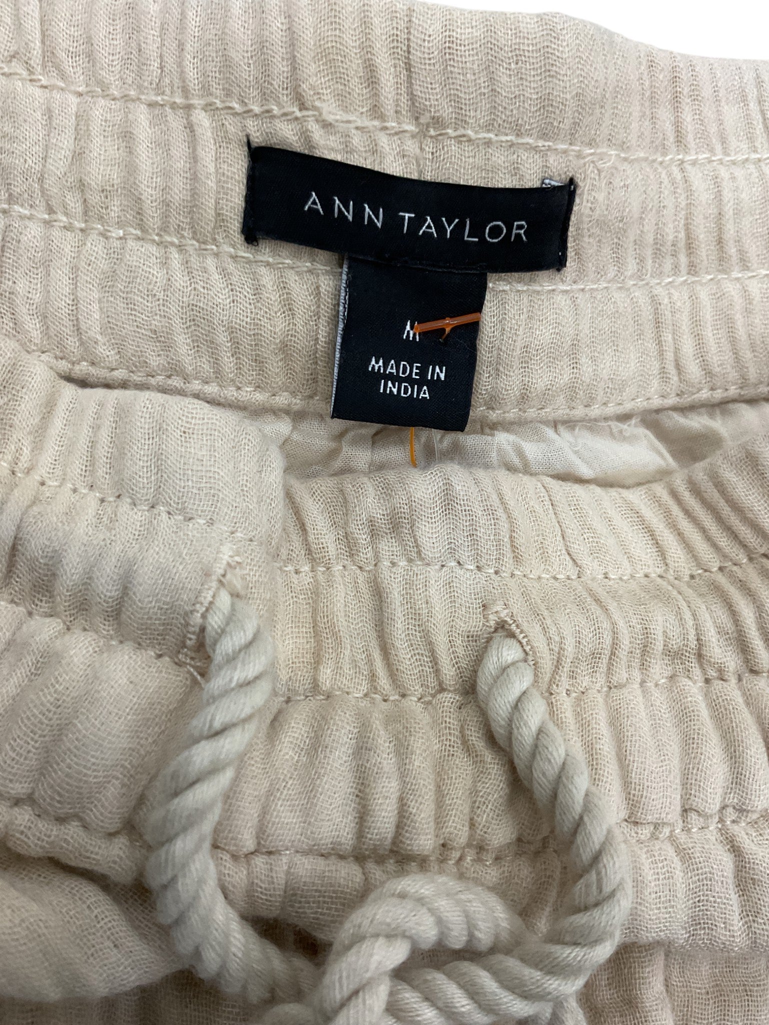 Short M (Ann Taylor)