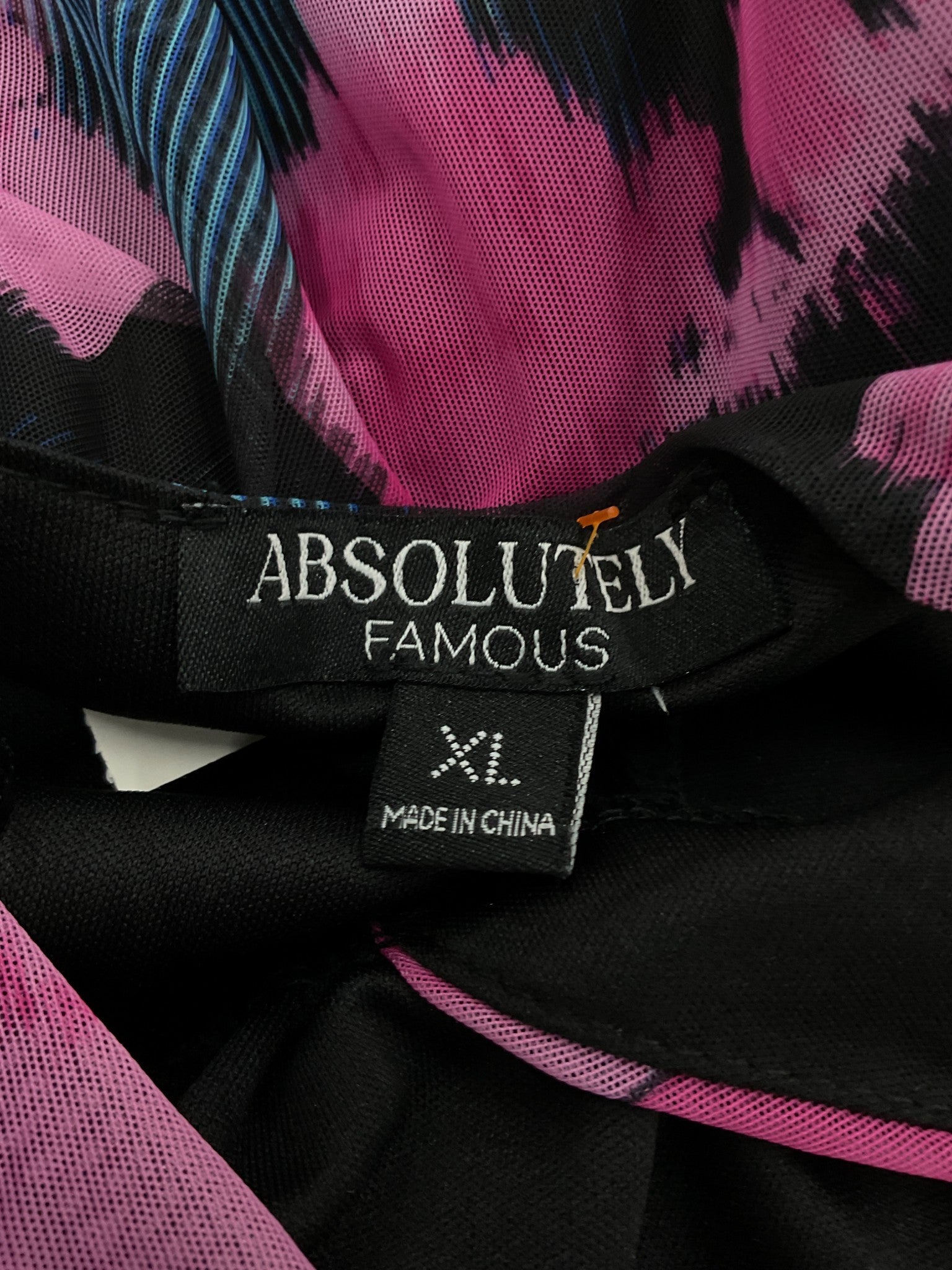 Blusa XL (Absolutely Famous)