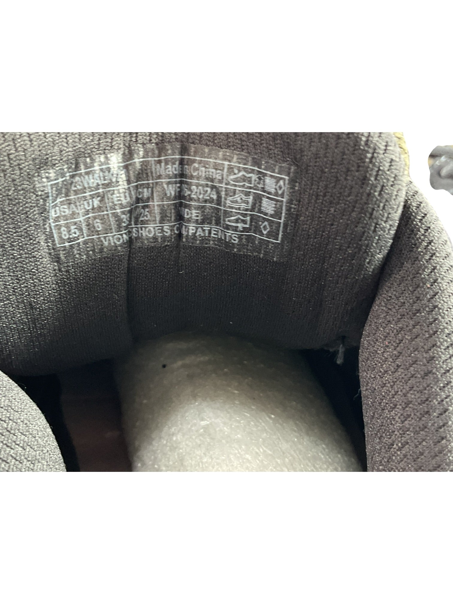 Tenis  8.5 (VIONIC)