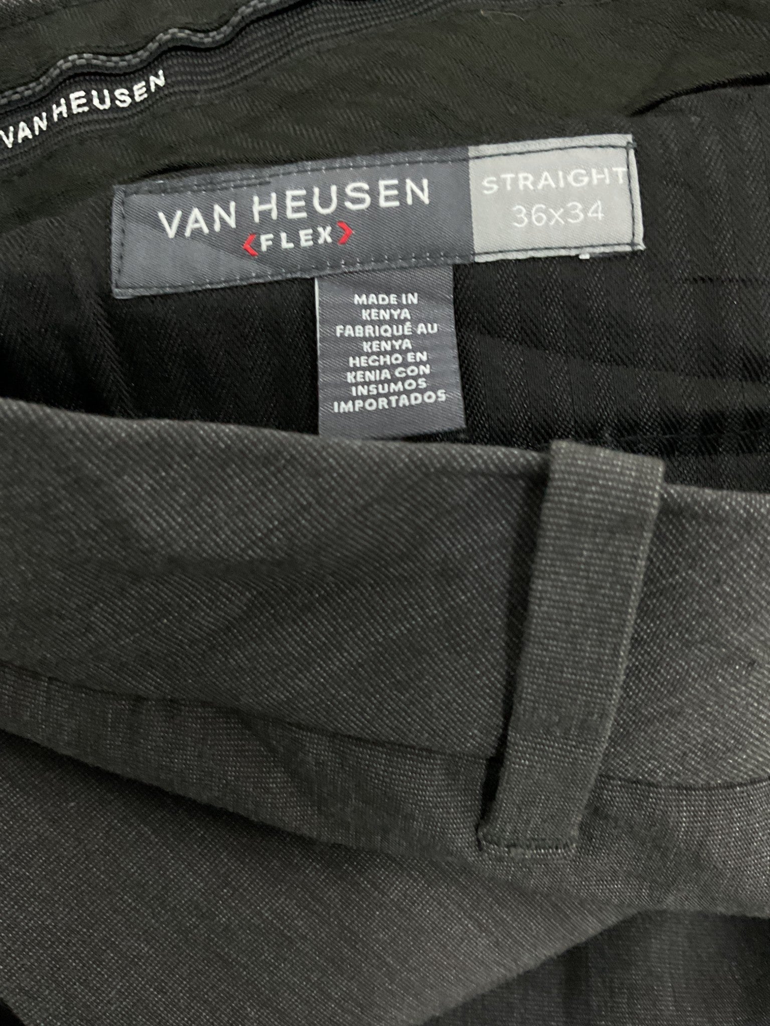 Pantalón 36*34 (VAN HEUSEN)