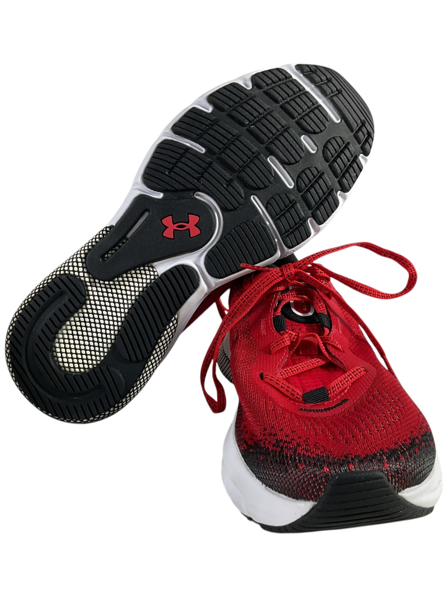 Tenis 8  (UNDER ARMOUR)