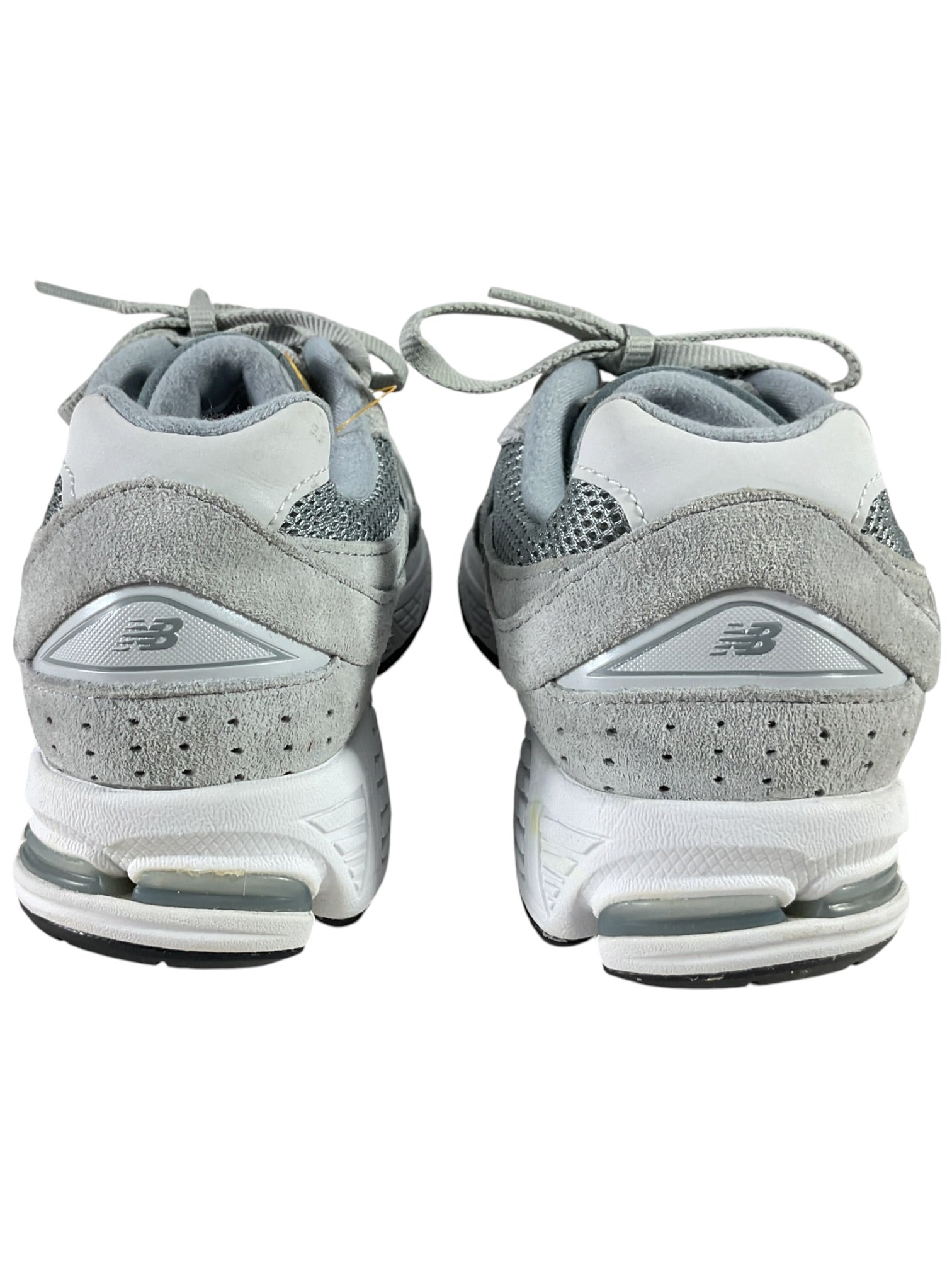 Tenis 6 (New Balance 2002R)