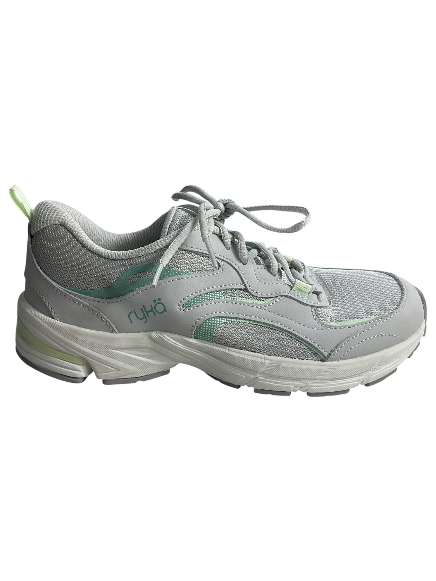 Tenis 8