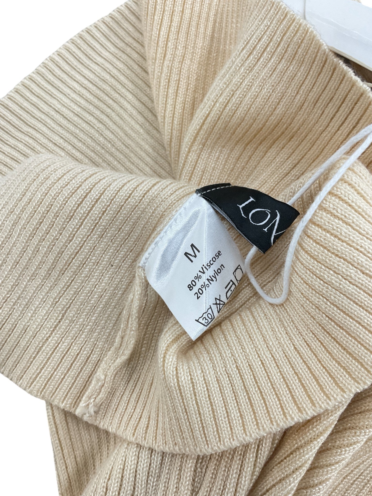 Blusa M (LOMON)