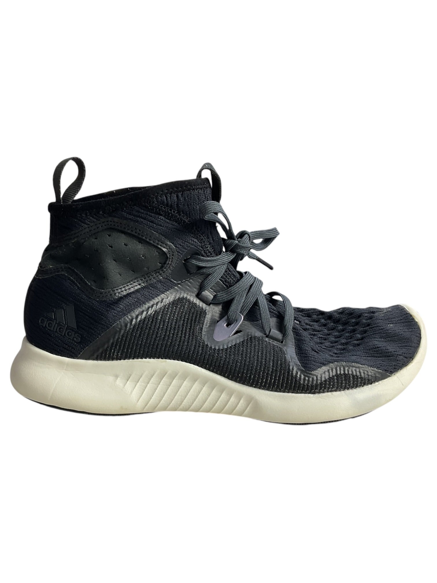 Tenis 8.5