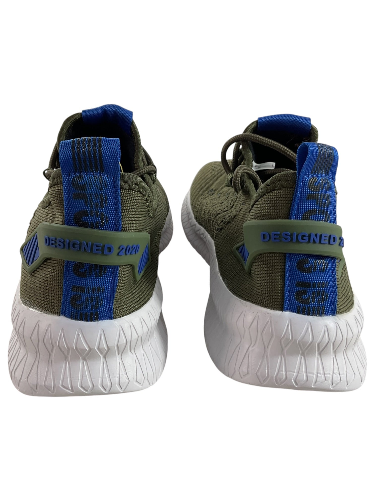 Tenis 8