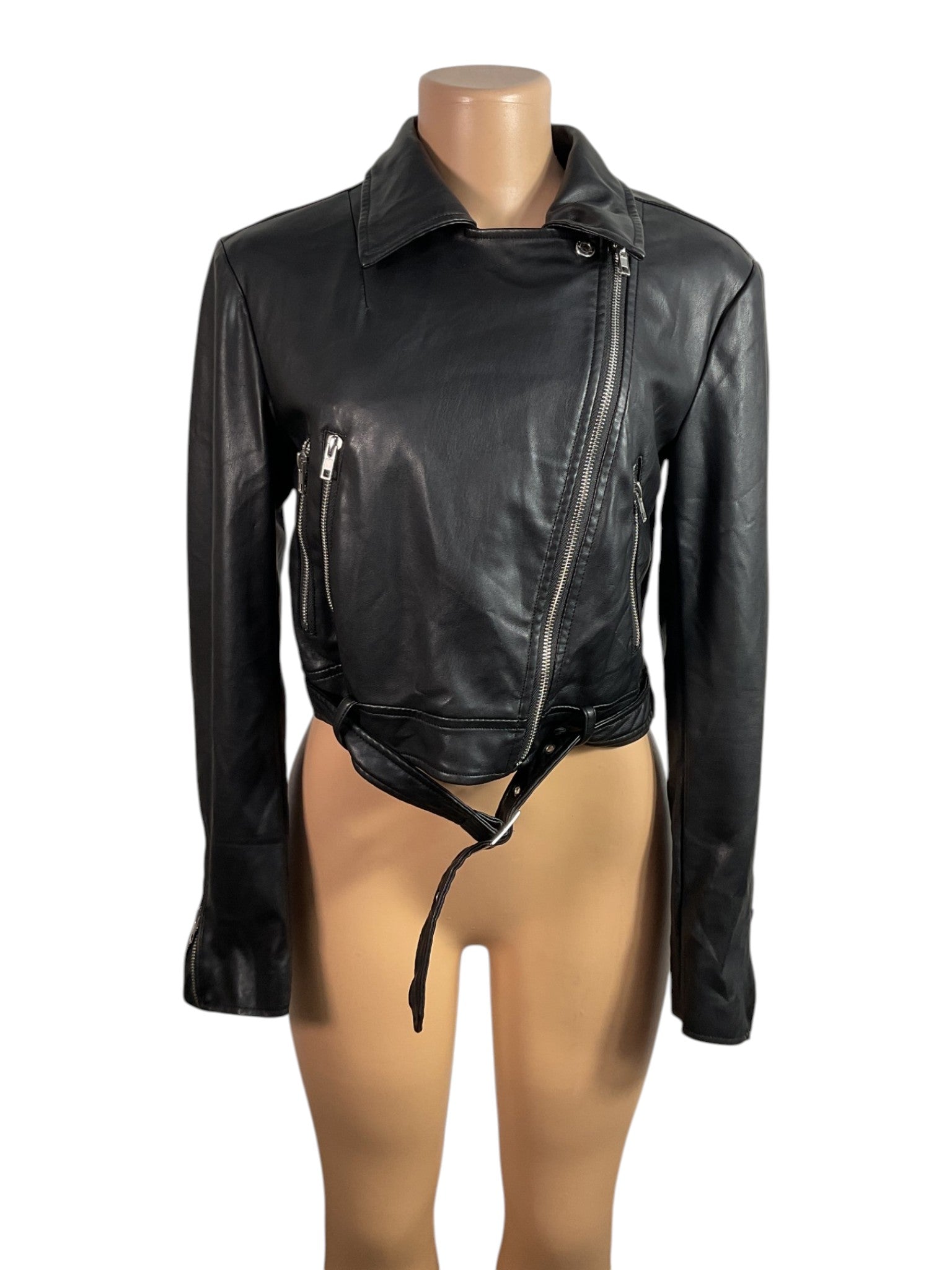 Chaqueta S (Fashion Nova)