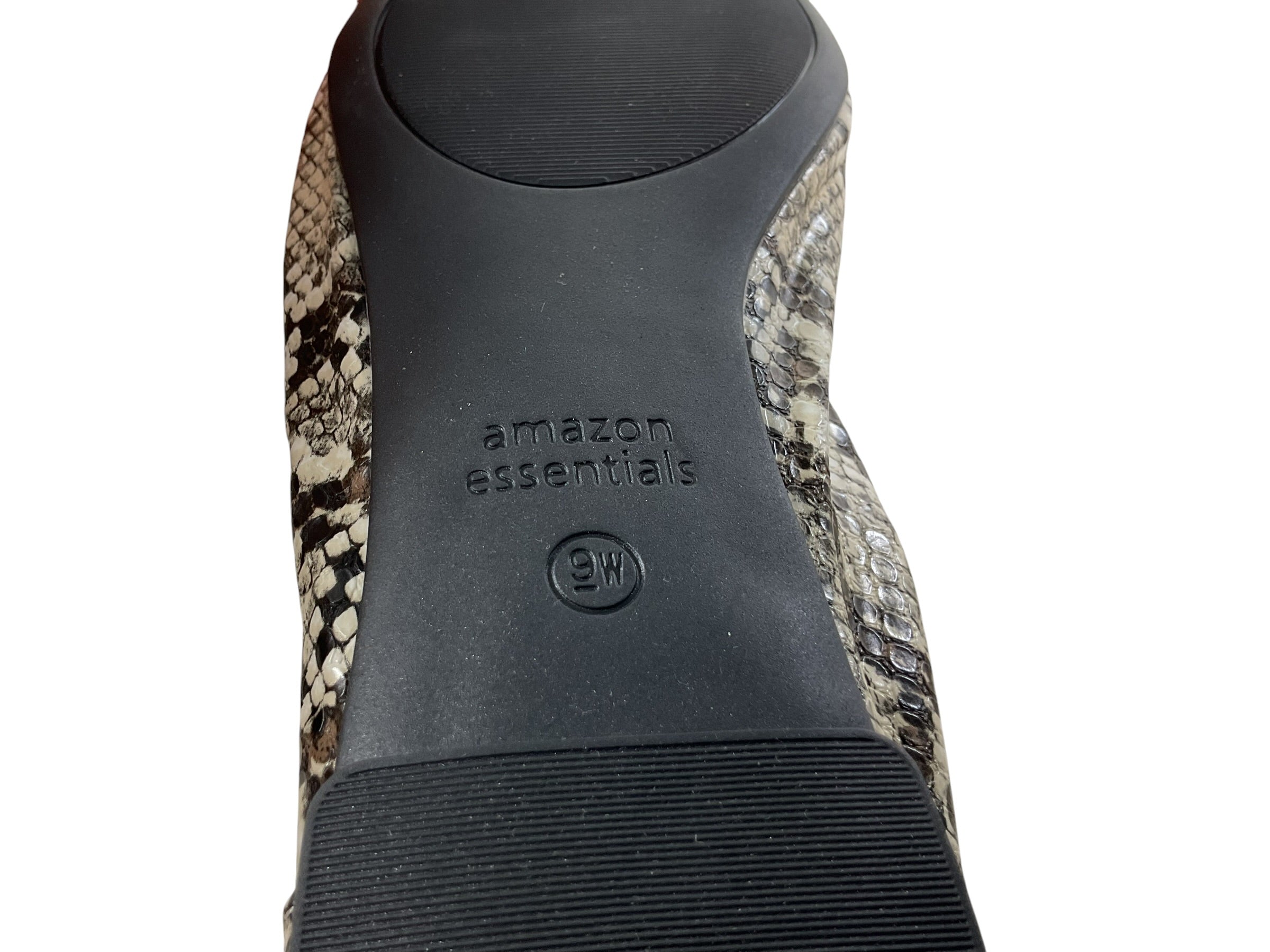 Zapatilla 9W (Amazon essentials)
