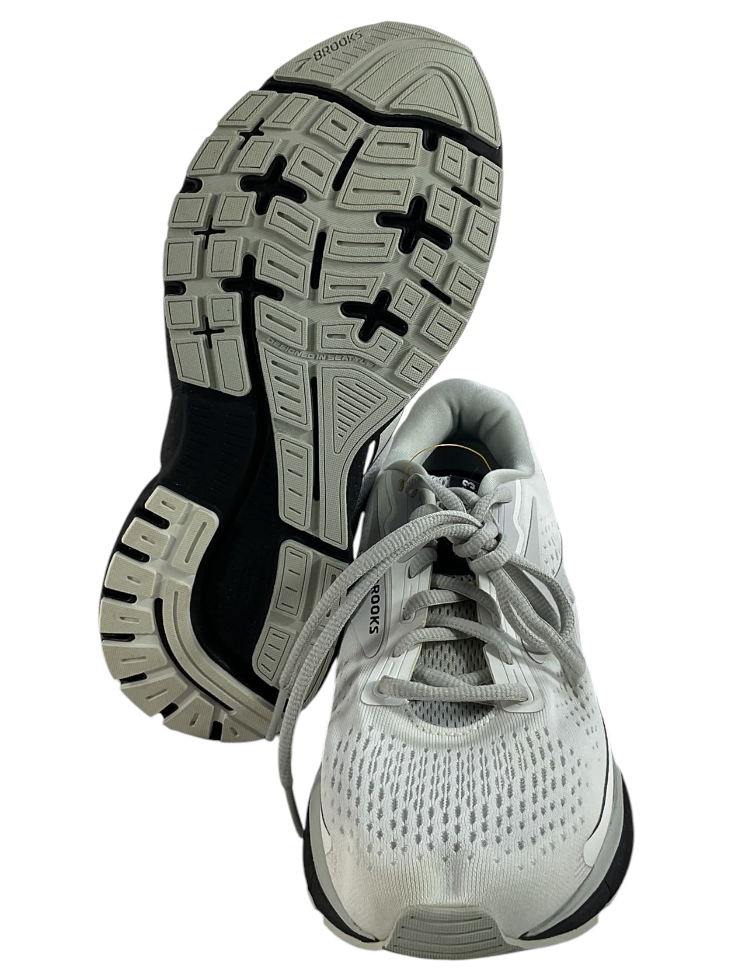 Tenis 8 (Brooks)