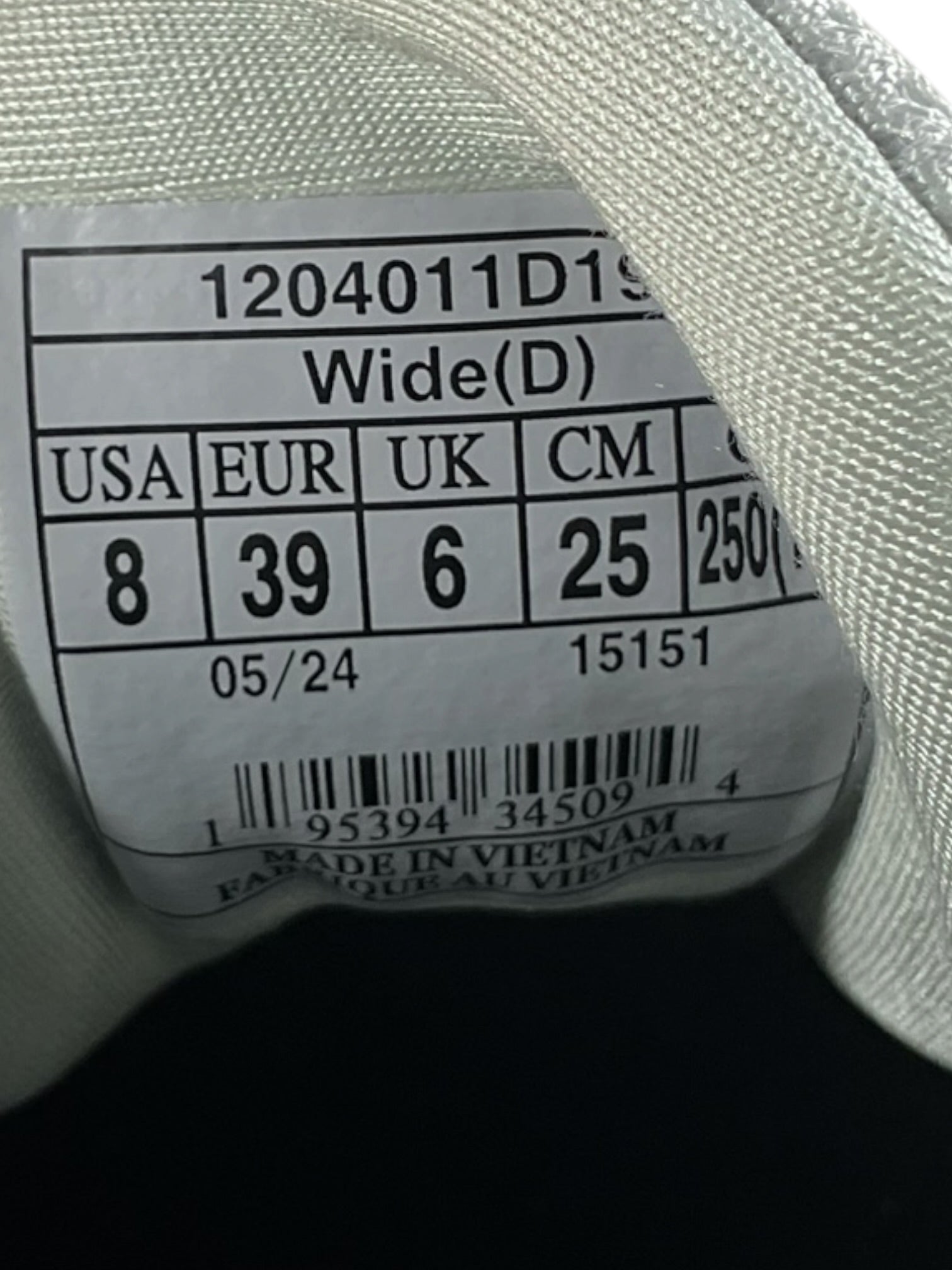 Tenis 8 (Brooks)