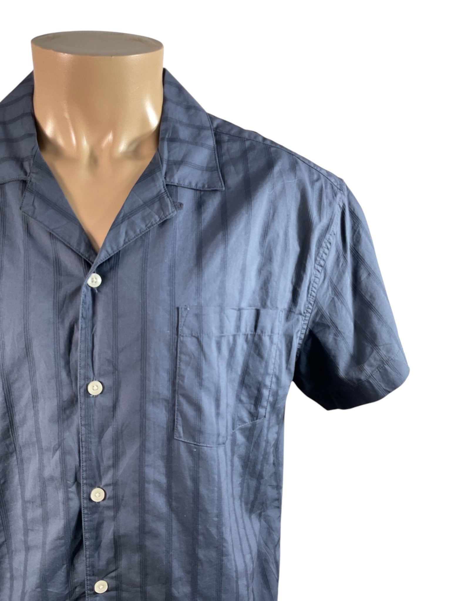 Camisa L (GOODFELLOW & CO)