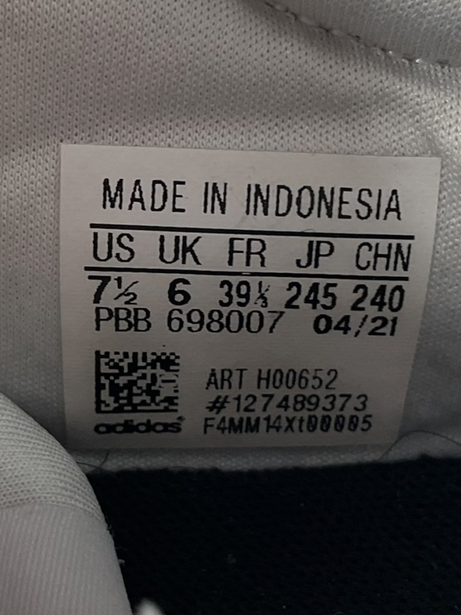 Tenis 7.5 (Adidas)