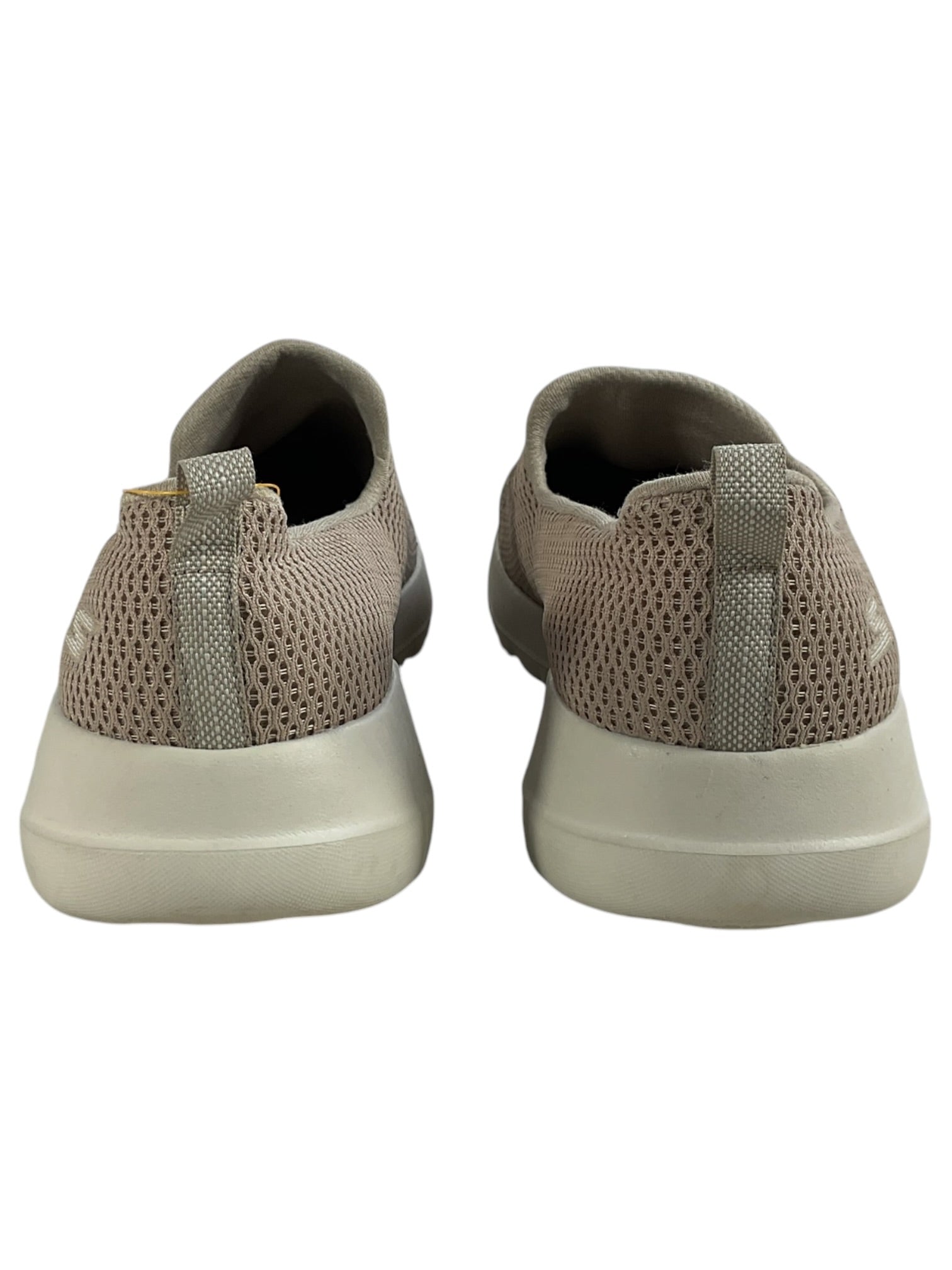 Tenis 8.5 (Skechers)