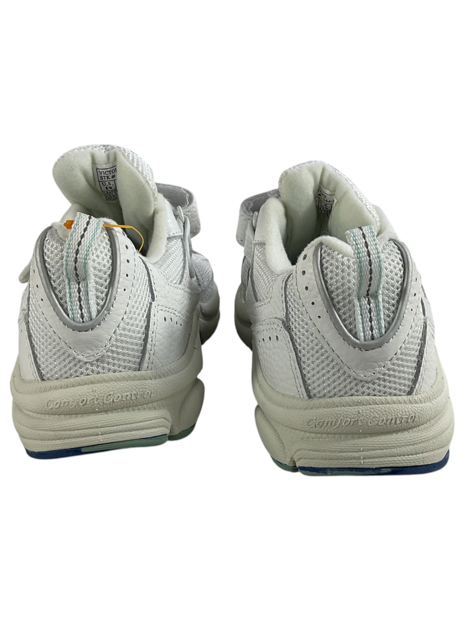 Tenis 8