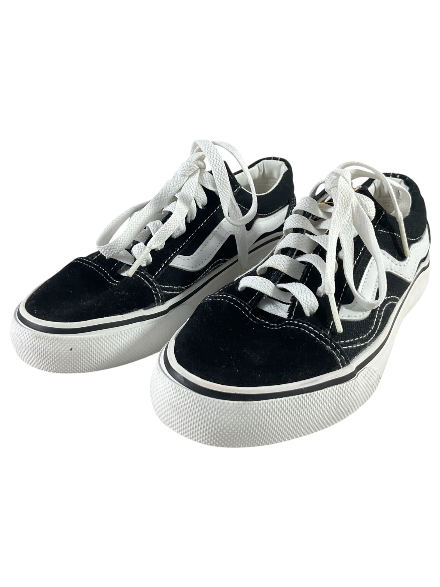 Tenis niño 4