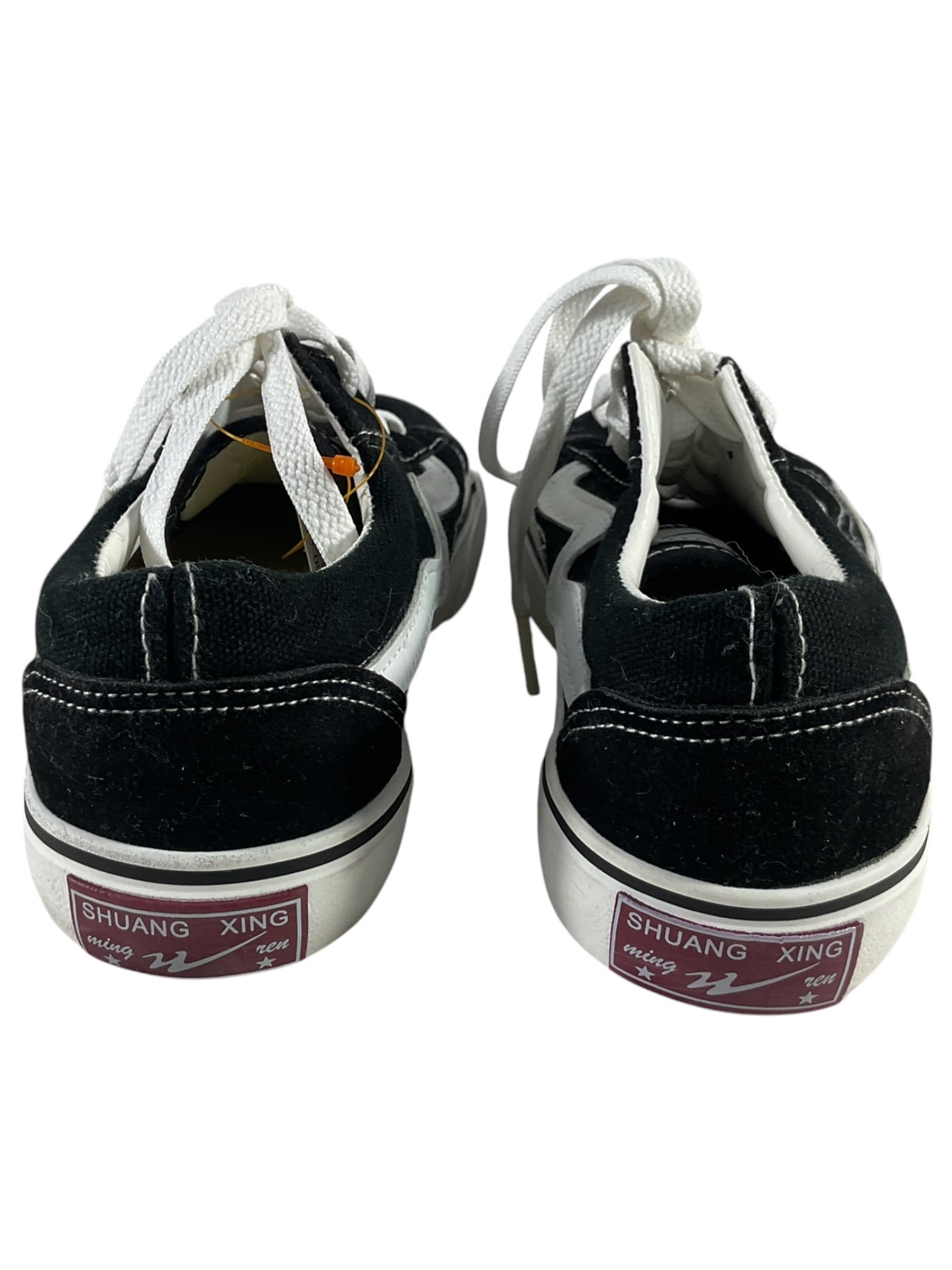 Tenis niño 4