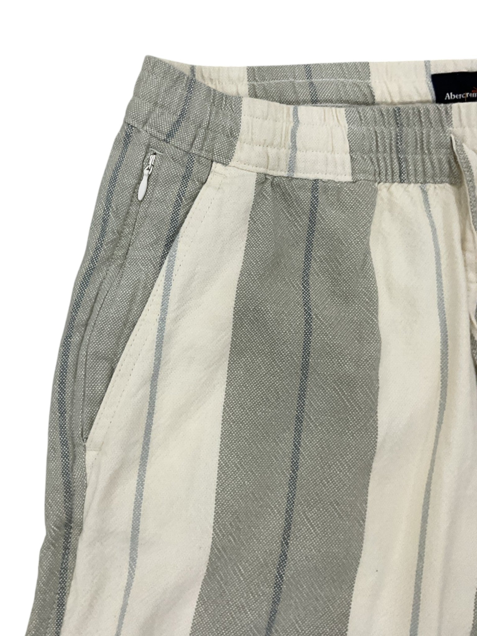 Short M (Abercrombie & Fitch)