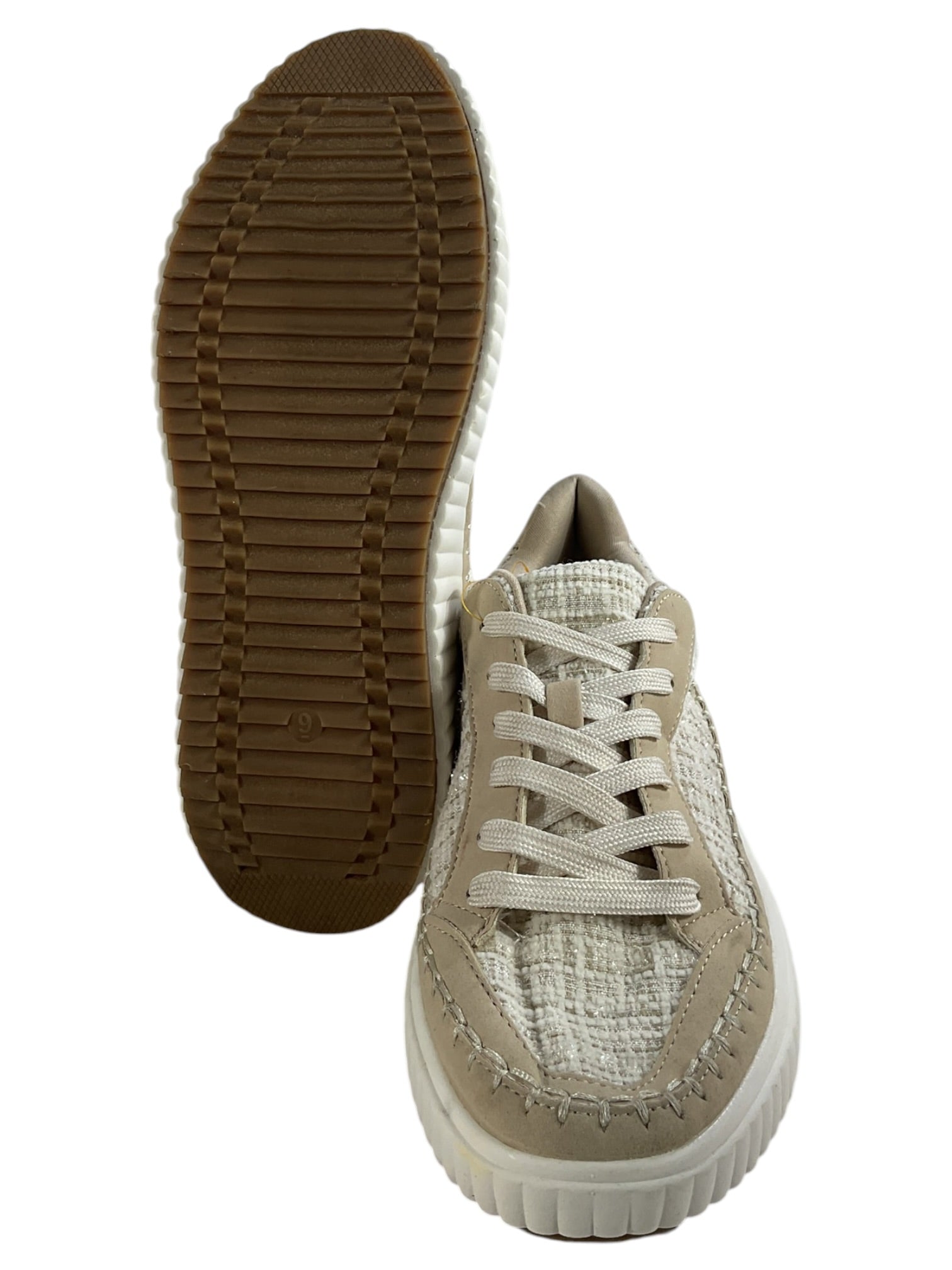 Tenis 9