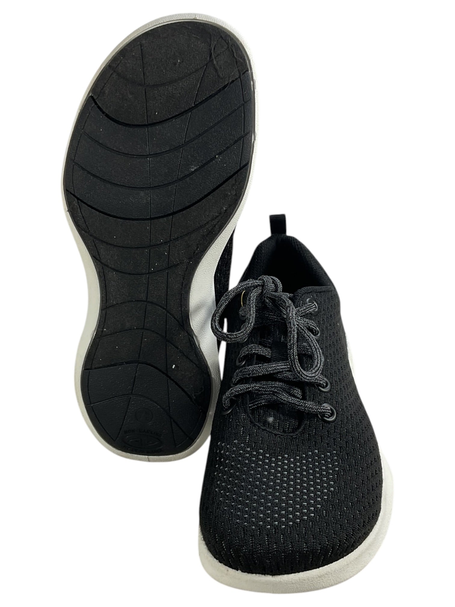 Tenis 7.5 (Athletic)