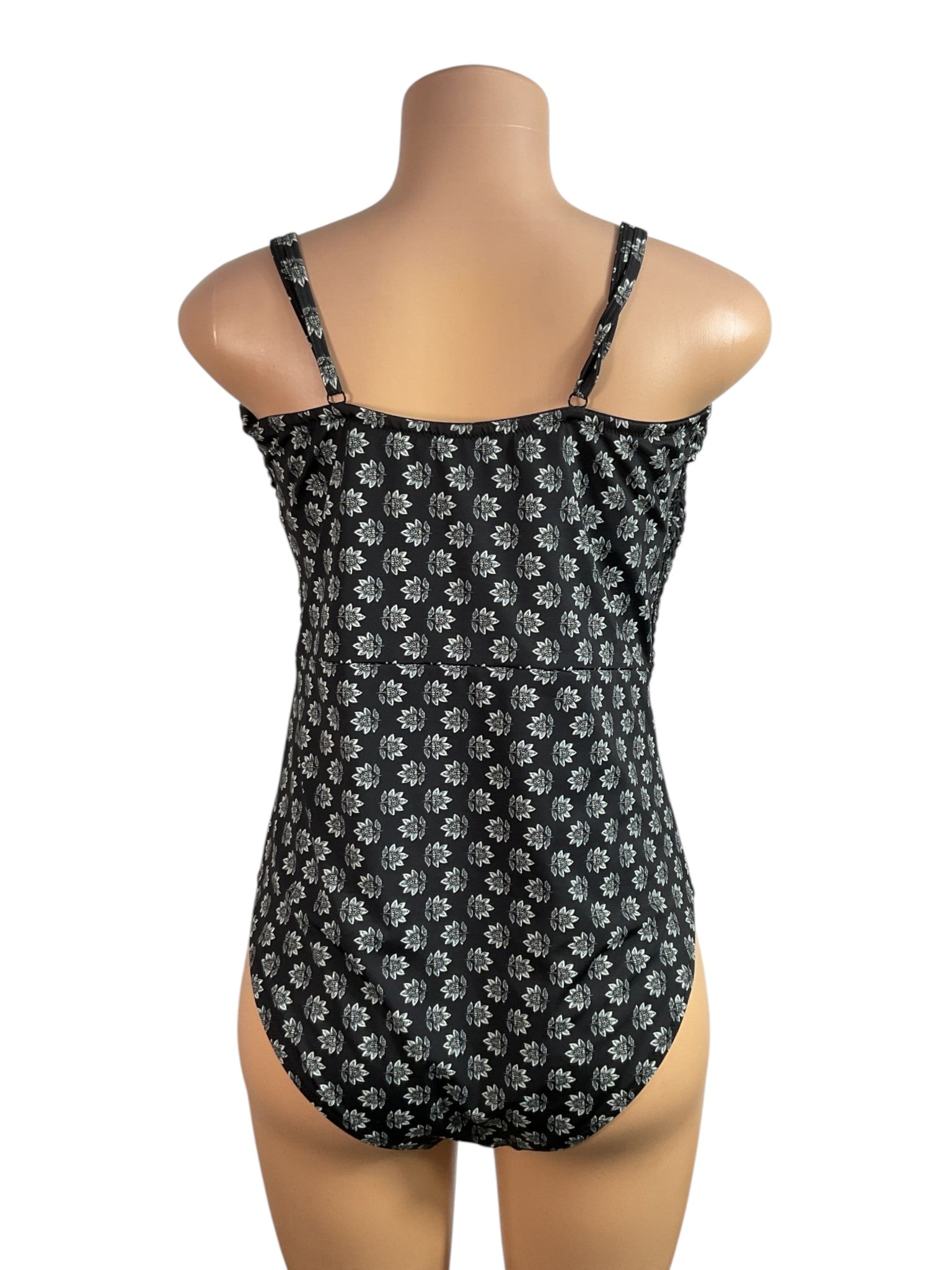 Traje de Baño XL (Old Navy)