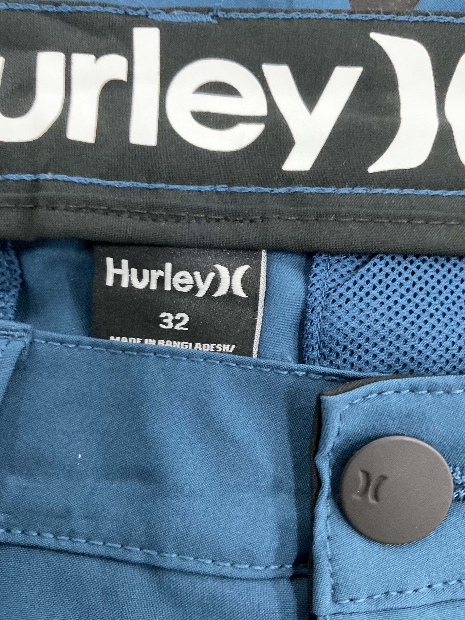 Short 32 (Hurley)