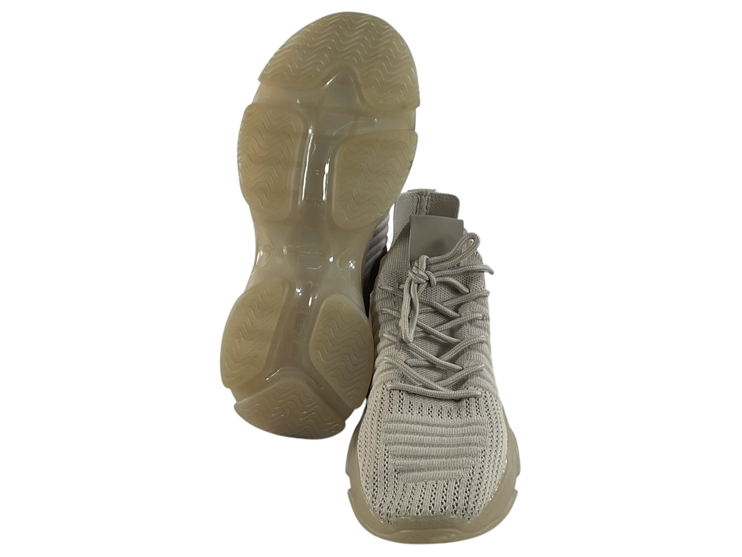 Tenis 8.5