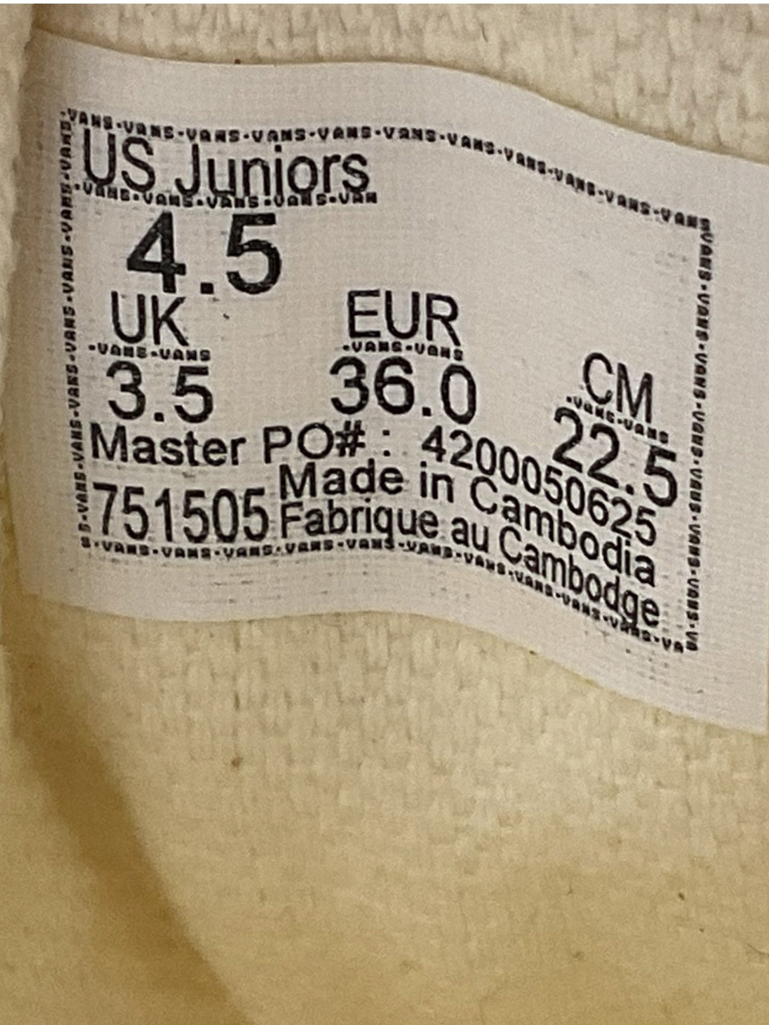 Tenis niña 4.5 (VANS)