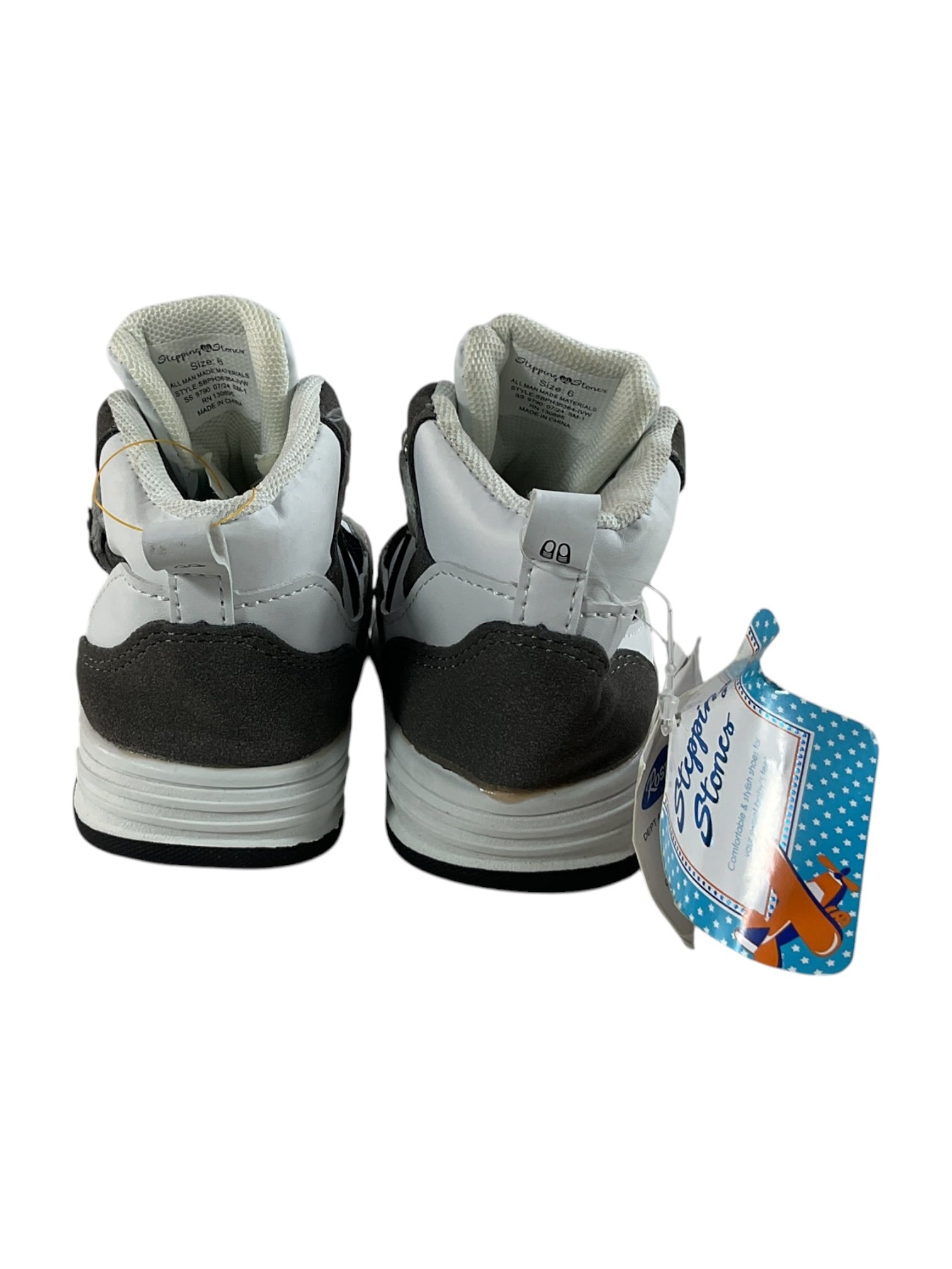 Tenis niño 6