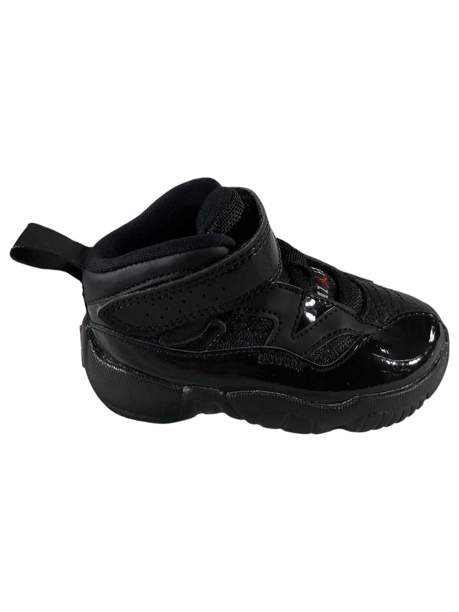 Tenis niño 5C (JORDAN)