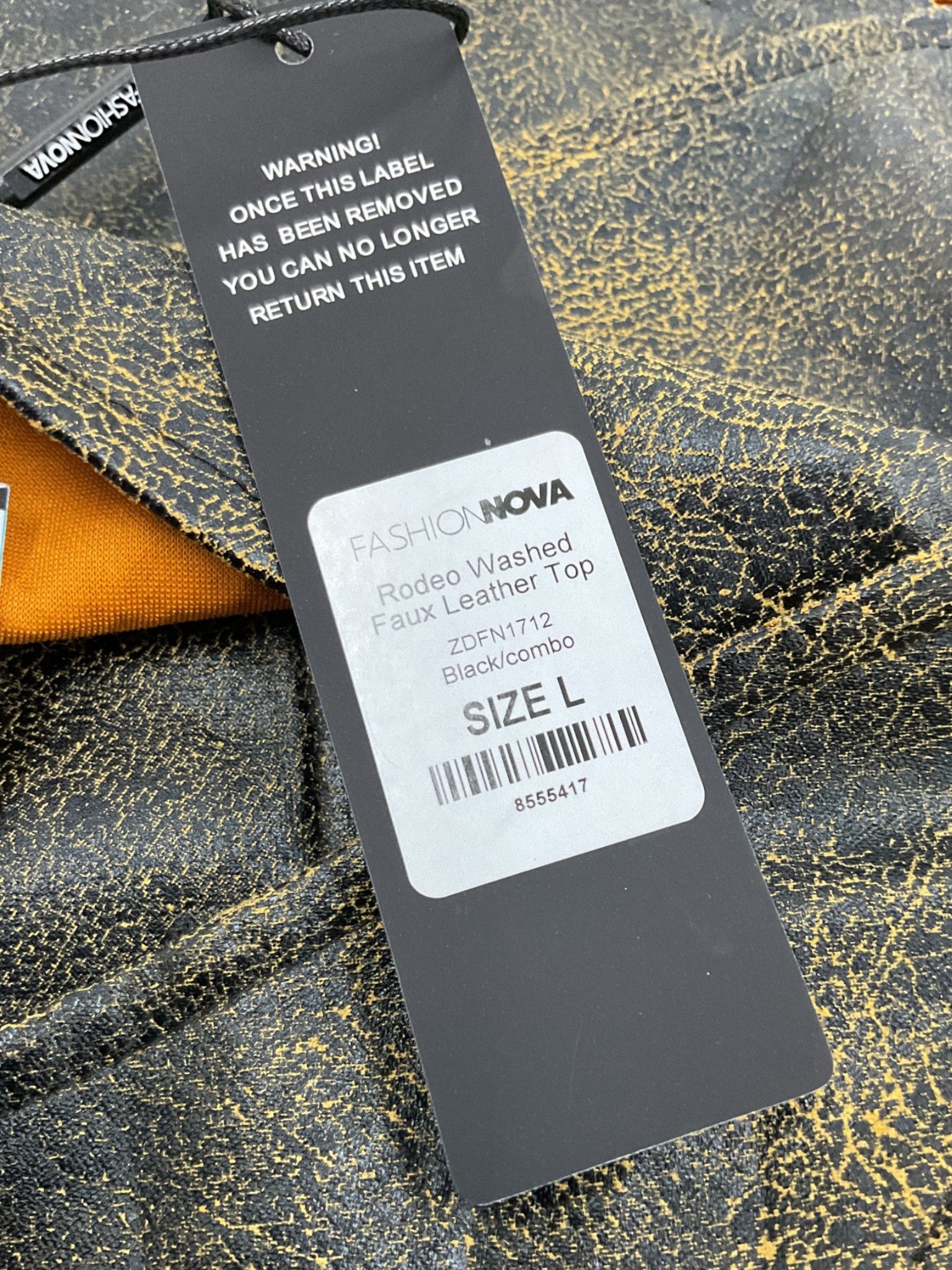 Blusa L (FASHION NOVA)