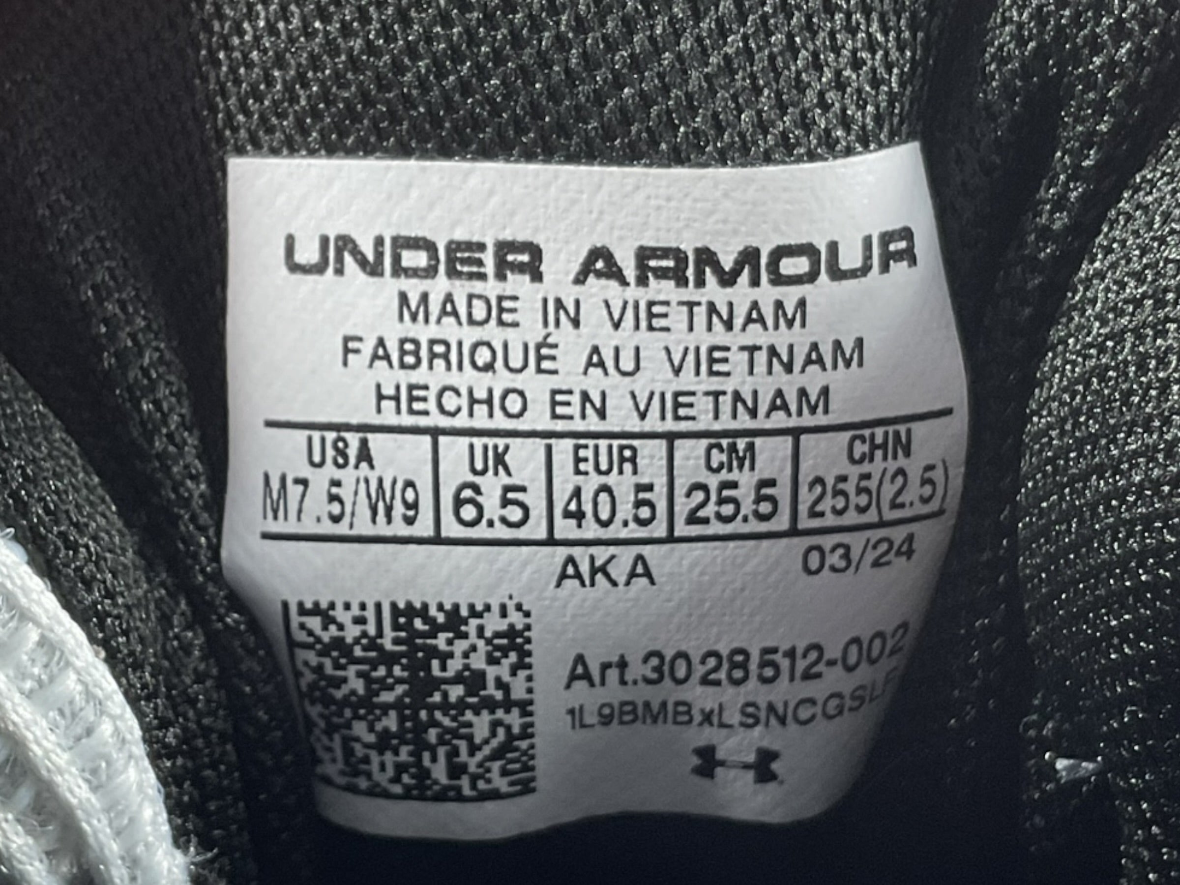 Tenis 7.5 (Under Armour)