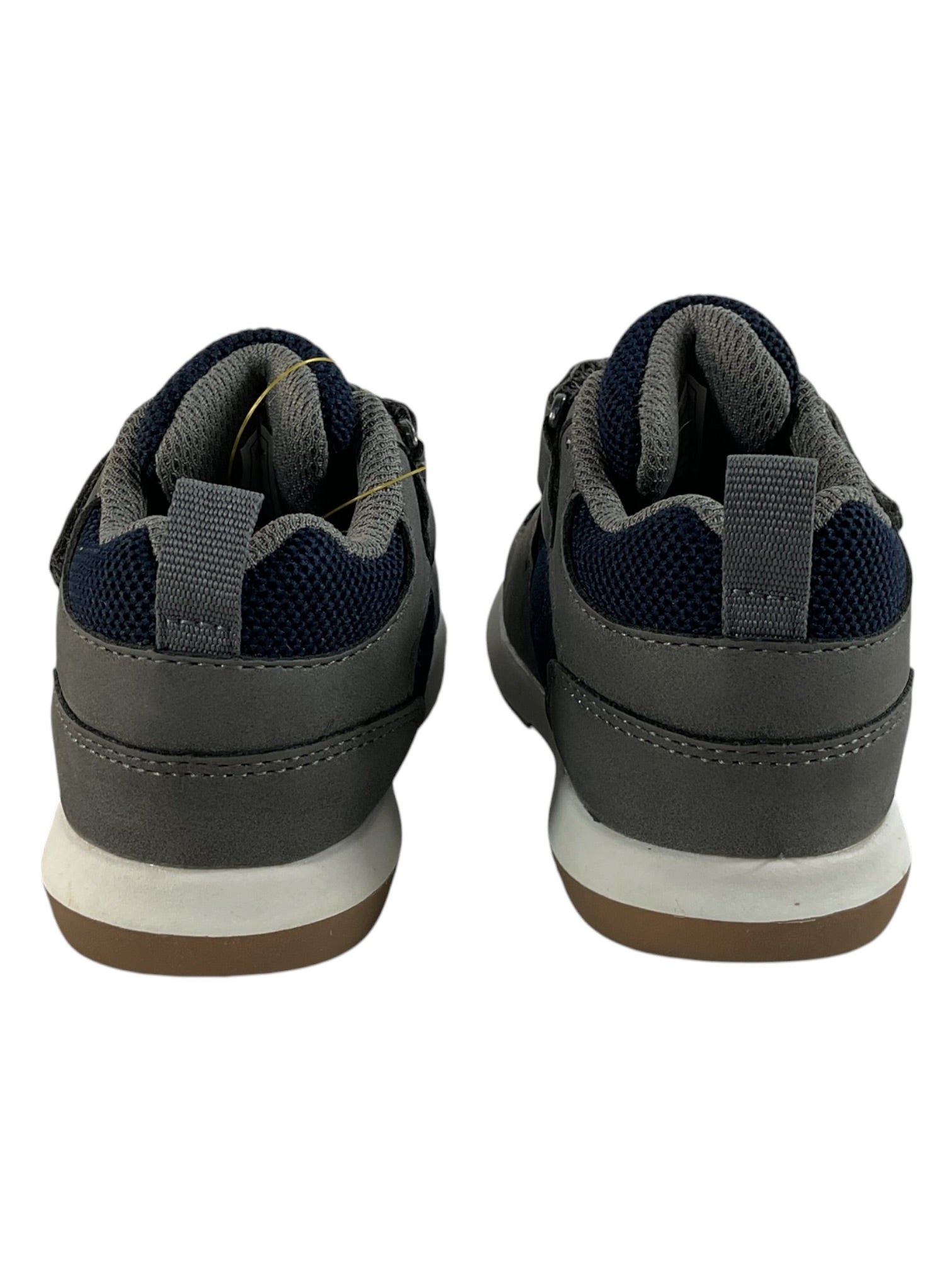 Tenis niño 5