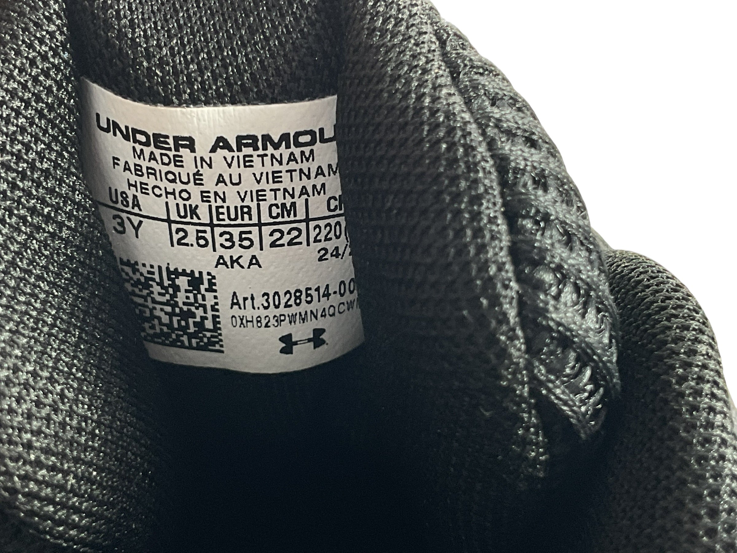 Tenis niño 3Y (UNDER ARMOUR)