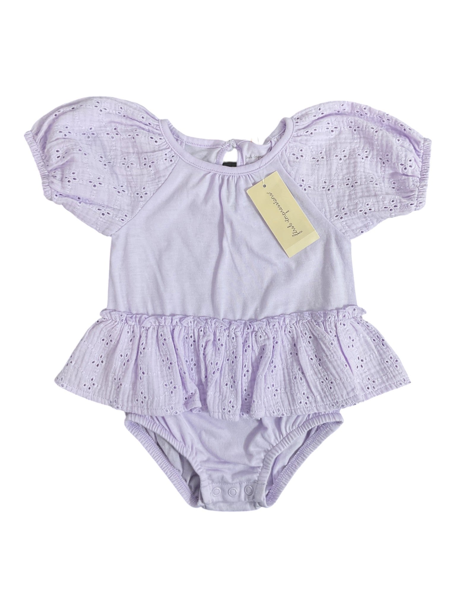 Traje de bebe 6-9M (First Impressions)