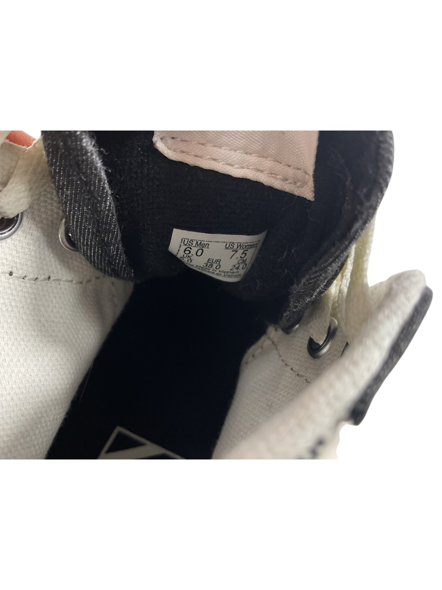 Tenis 7.5 (VANS)