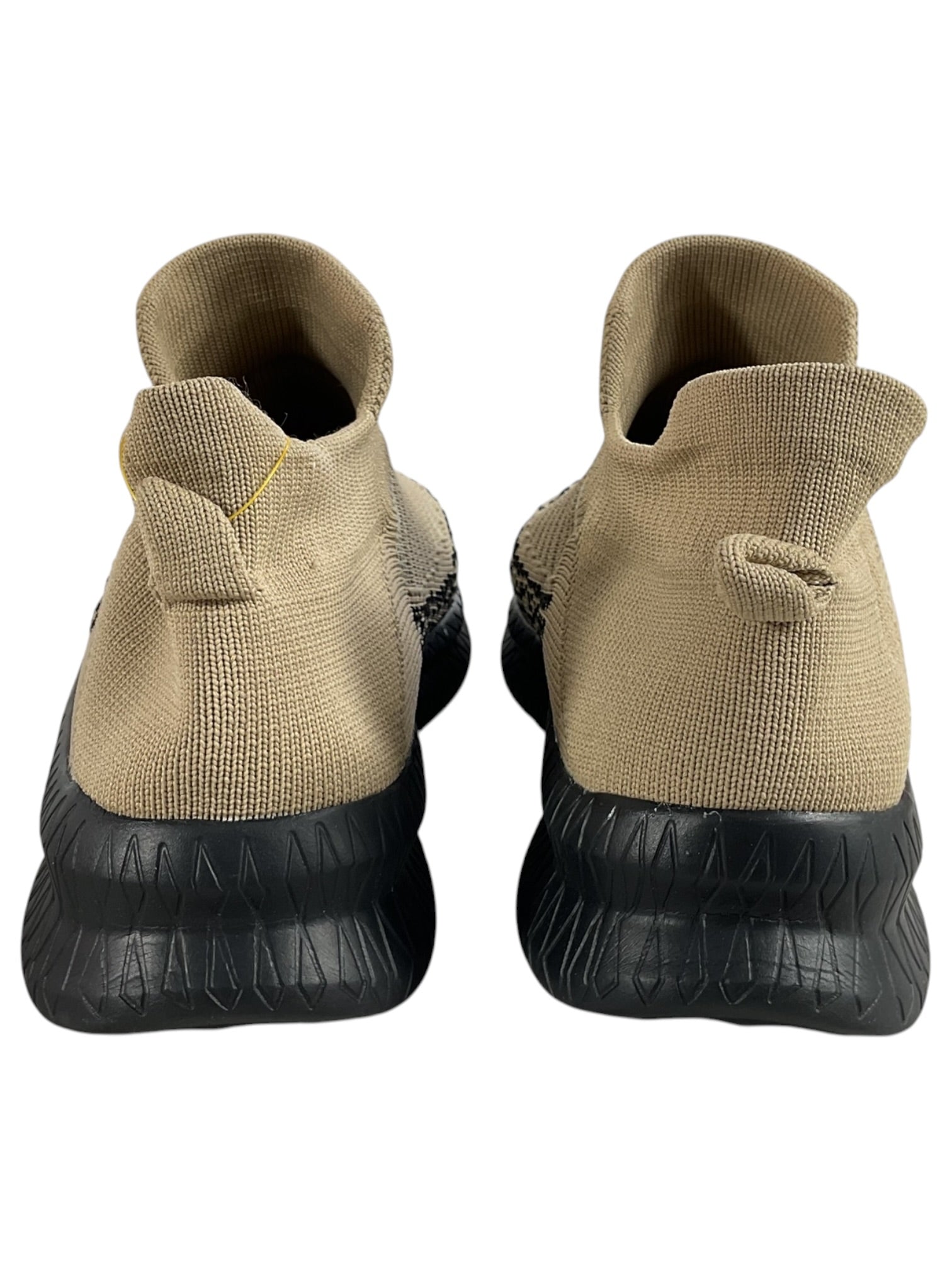 Tenis 8