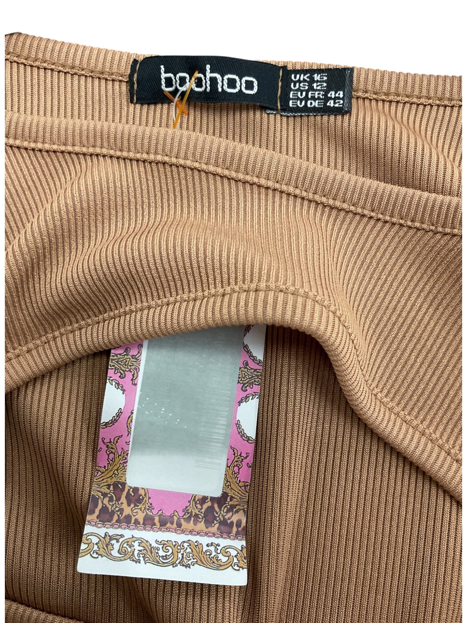 Blusa 12 (Boohoo)