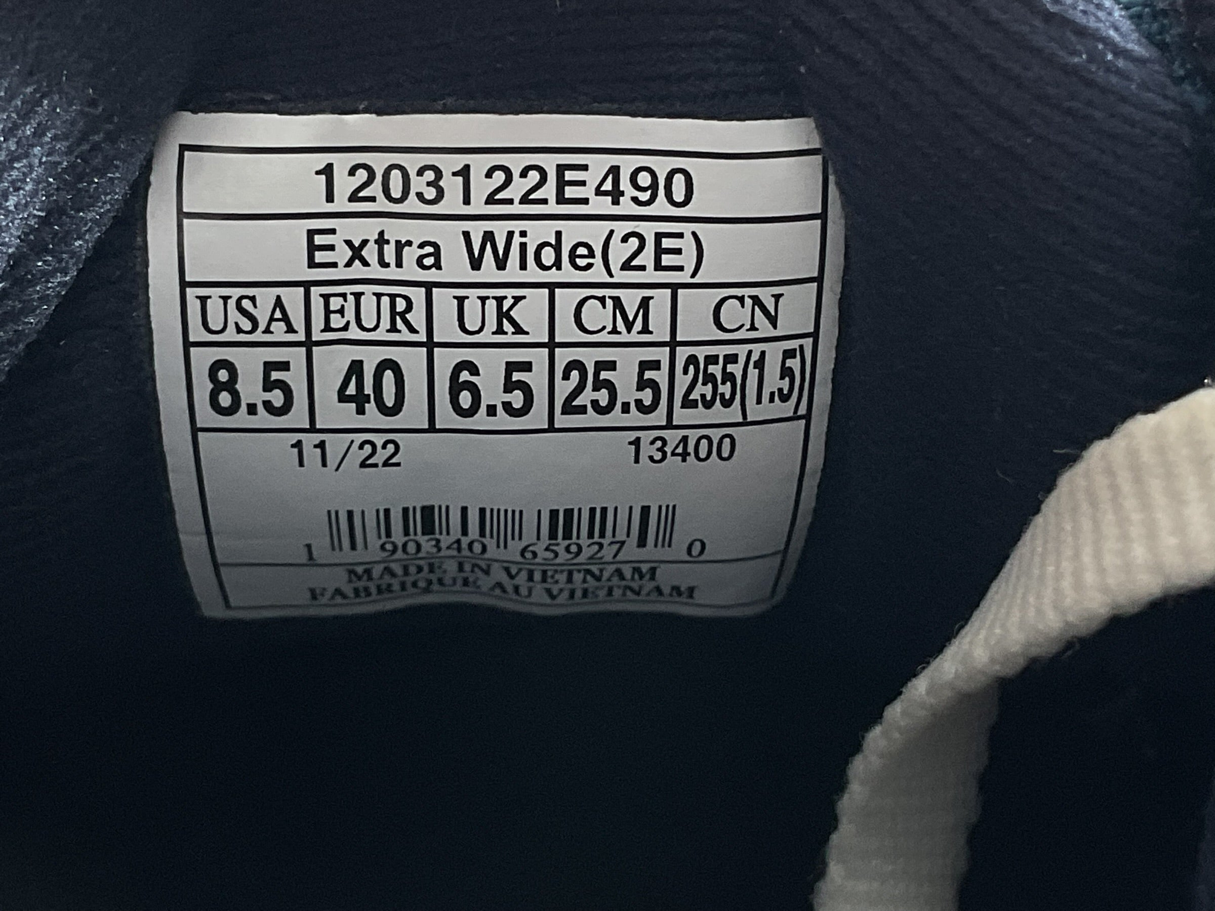 Tenis 8.5 (Brooks)