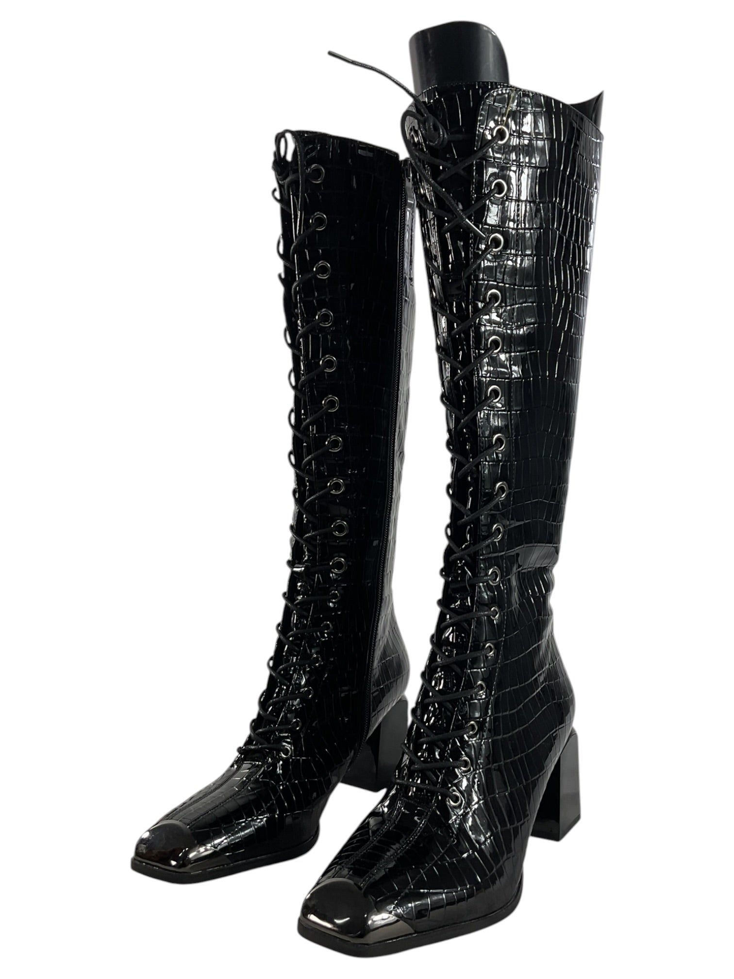 Bota 8 (NU)