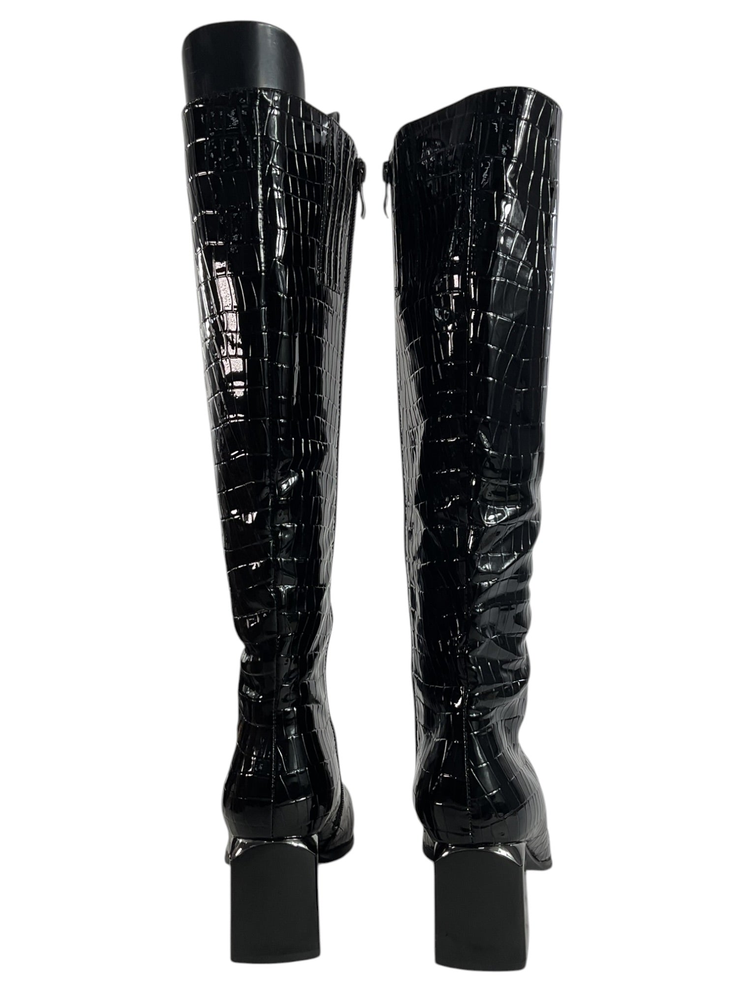 Bota 8 (NU)
