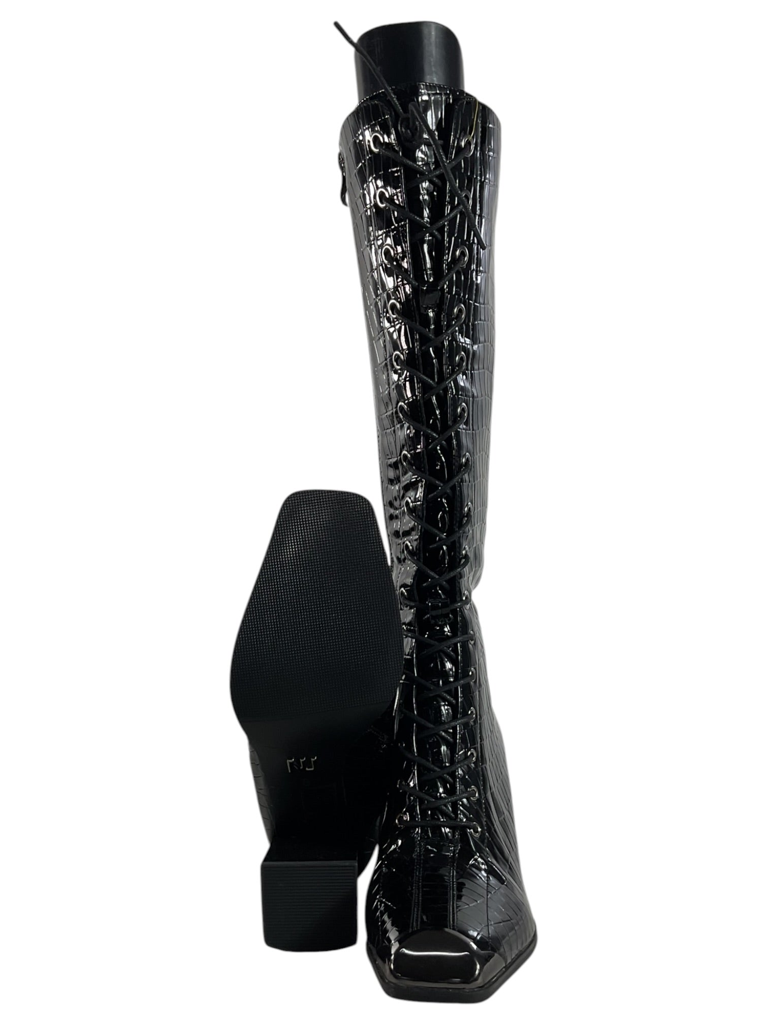 Bota 8 (NU)